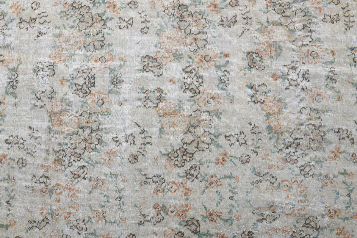 Vintage Bordered Area Hereke Rug