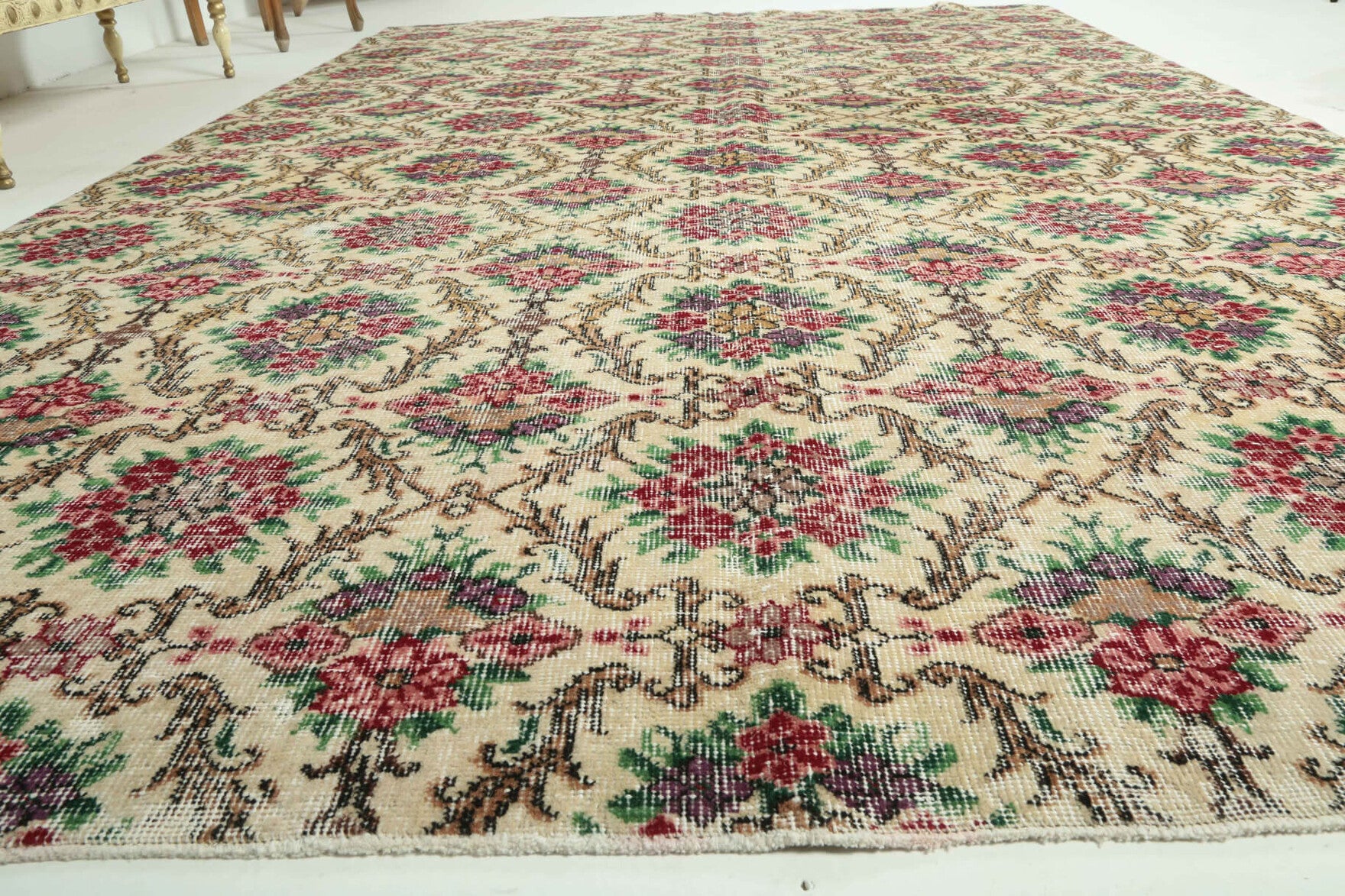 208x312 cm retro vintage Anatolian area rug – Berrakbike, low pile, wool