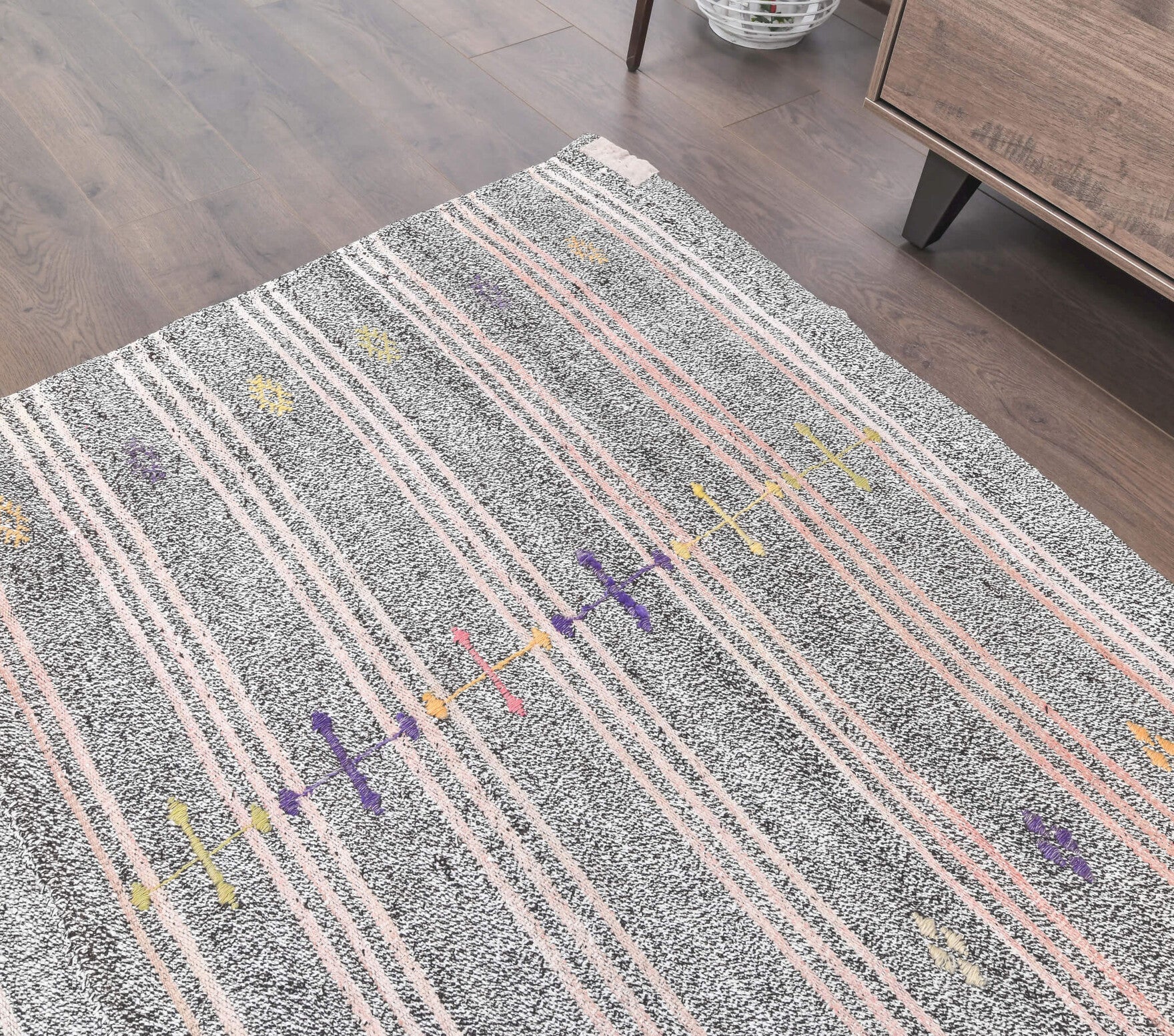 Dilnaz kilim: 1960s handwoven flatweave Anatolian kilim with striped motifs