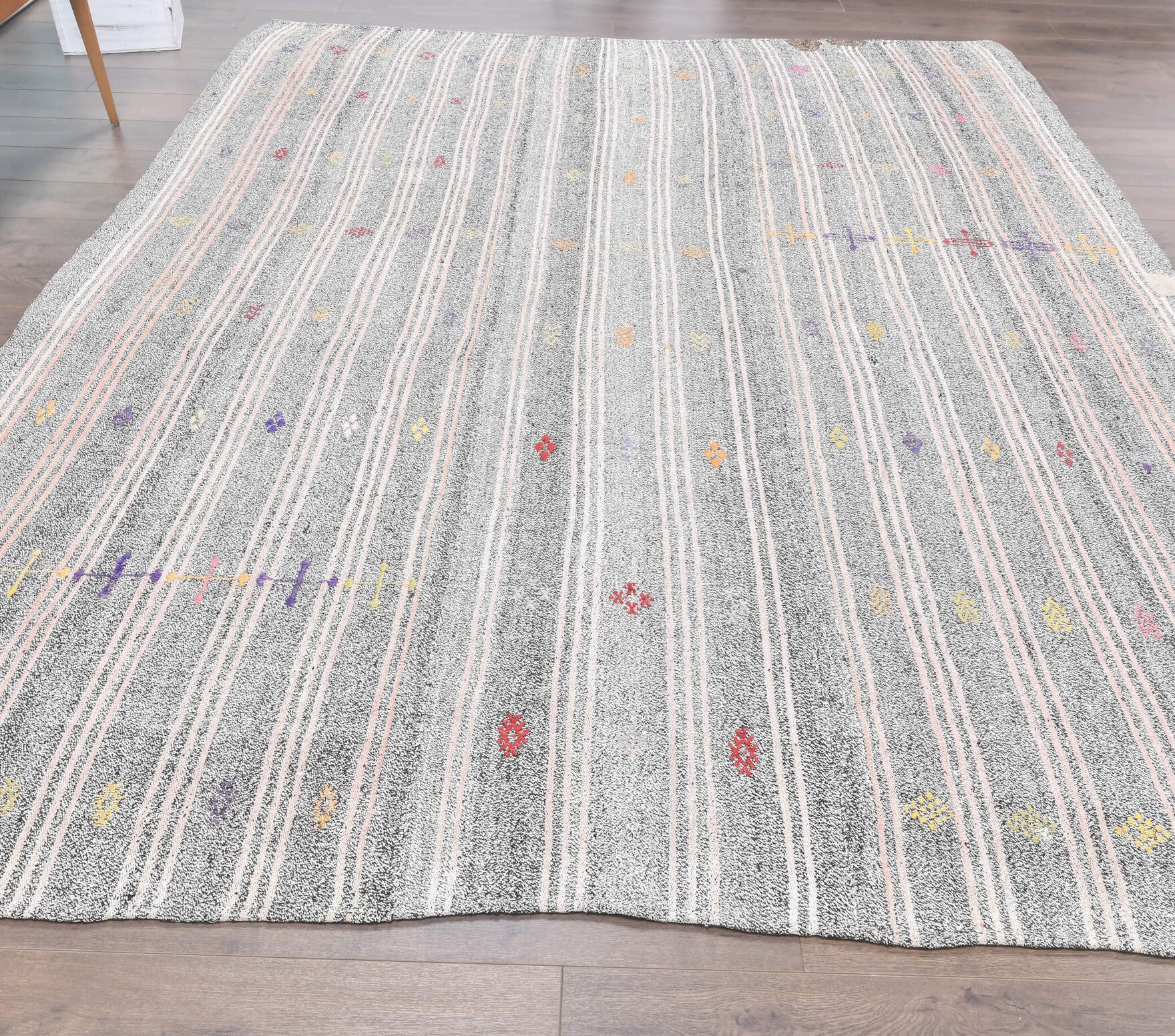 Dilnaz – vintage striped kilim for living room or bedroom, 8' x 10'2" (245x310 cm)