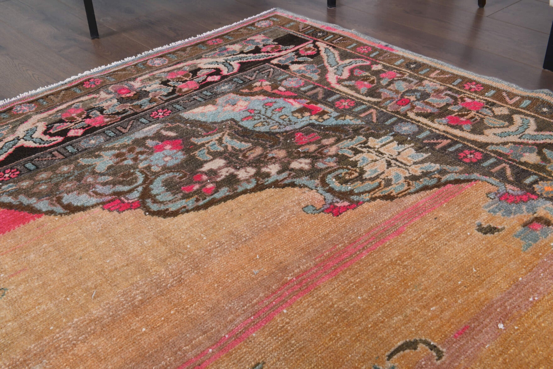 Persian Vintage Large Area Rug in wool – 1970s piece from Anatolia, Turkey | Fame Rugs
