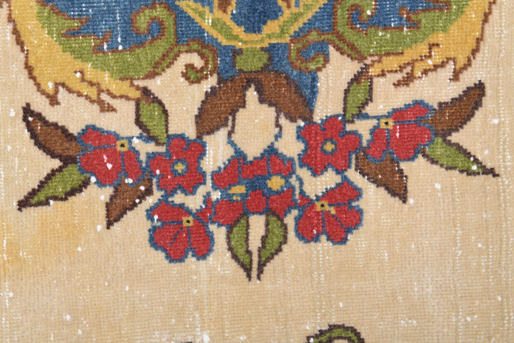 Goktac – vintage oriental rug for living room or bedroom, 7'10" x 11'4" (240x345 cm)
