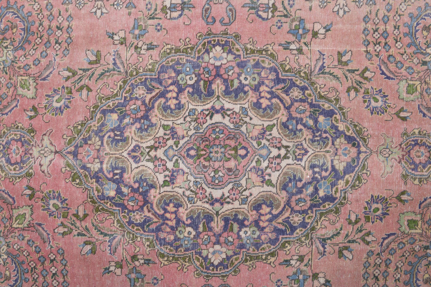 Handmade wool rug from the Persian region – Persian Pink Vintage Large Area Rug 8'3" x 11'8"