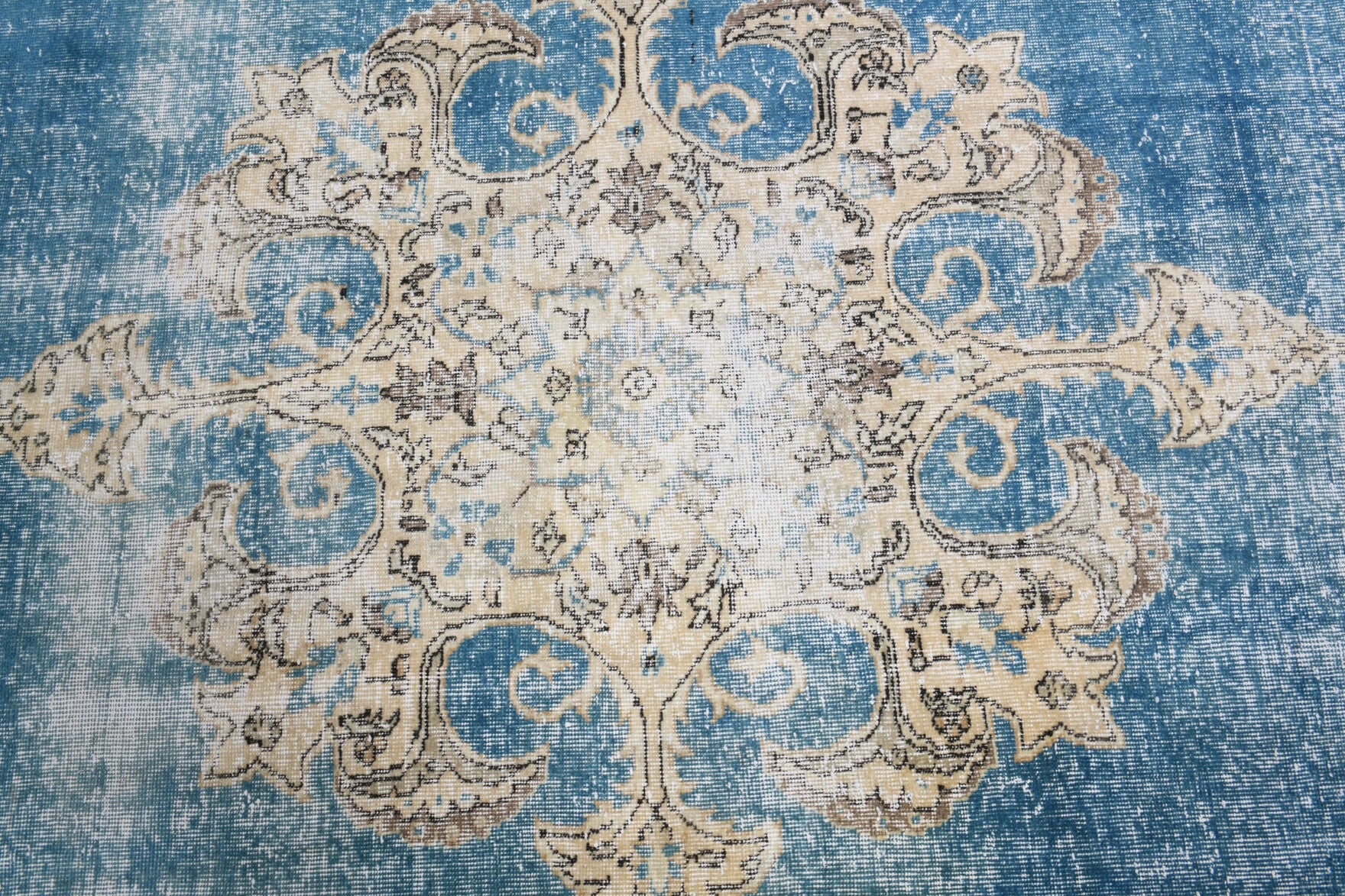 Semiha rug: 1970s handmade Anatolian rug with oriental motifs and cotton backing
