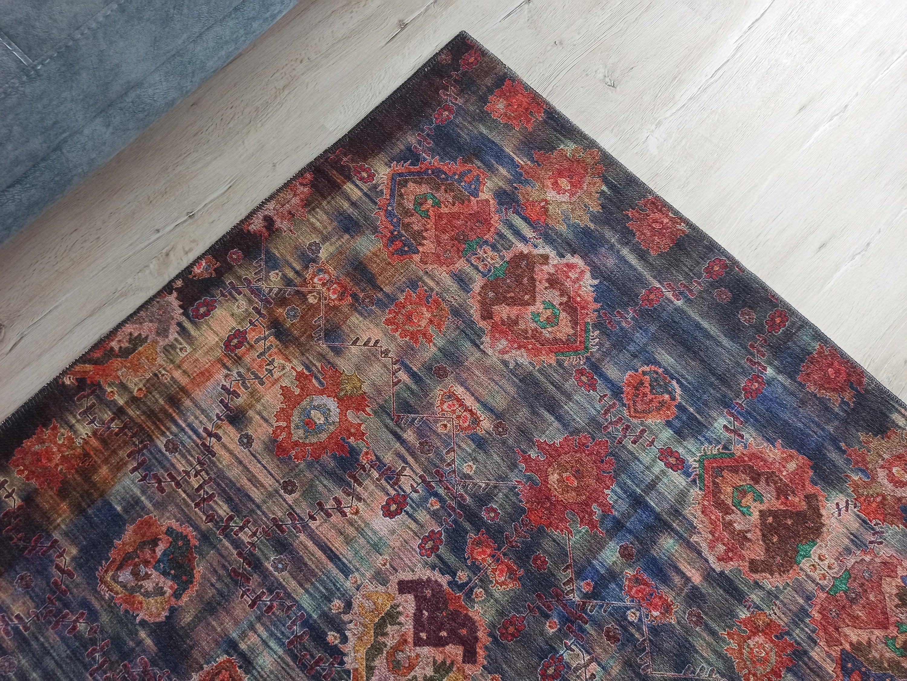 Abru Vintage Persian Floral Navy Blue Rug