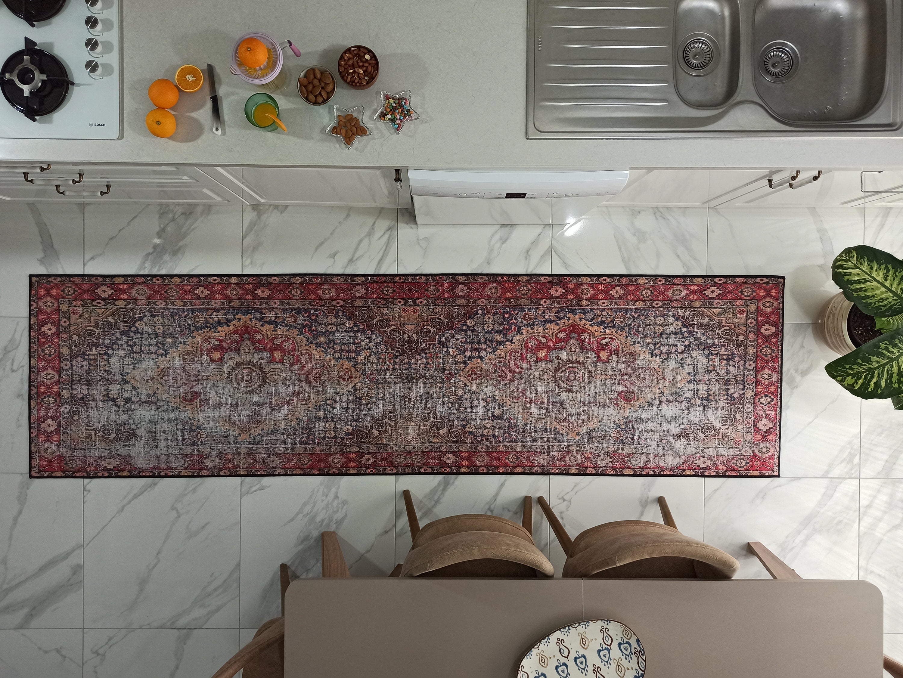 Amra2 Runner Oriental Red Runner Rug