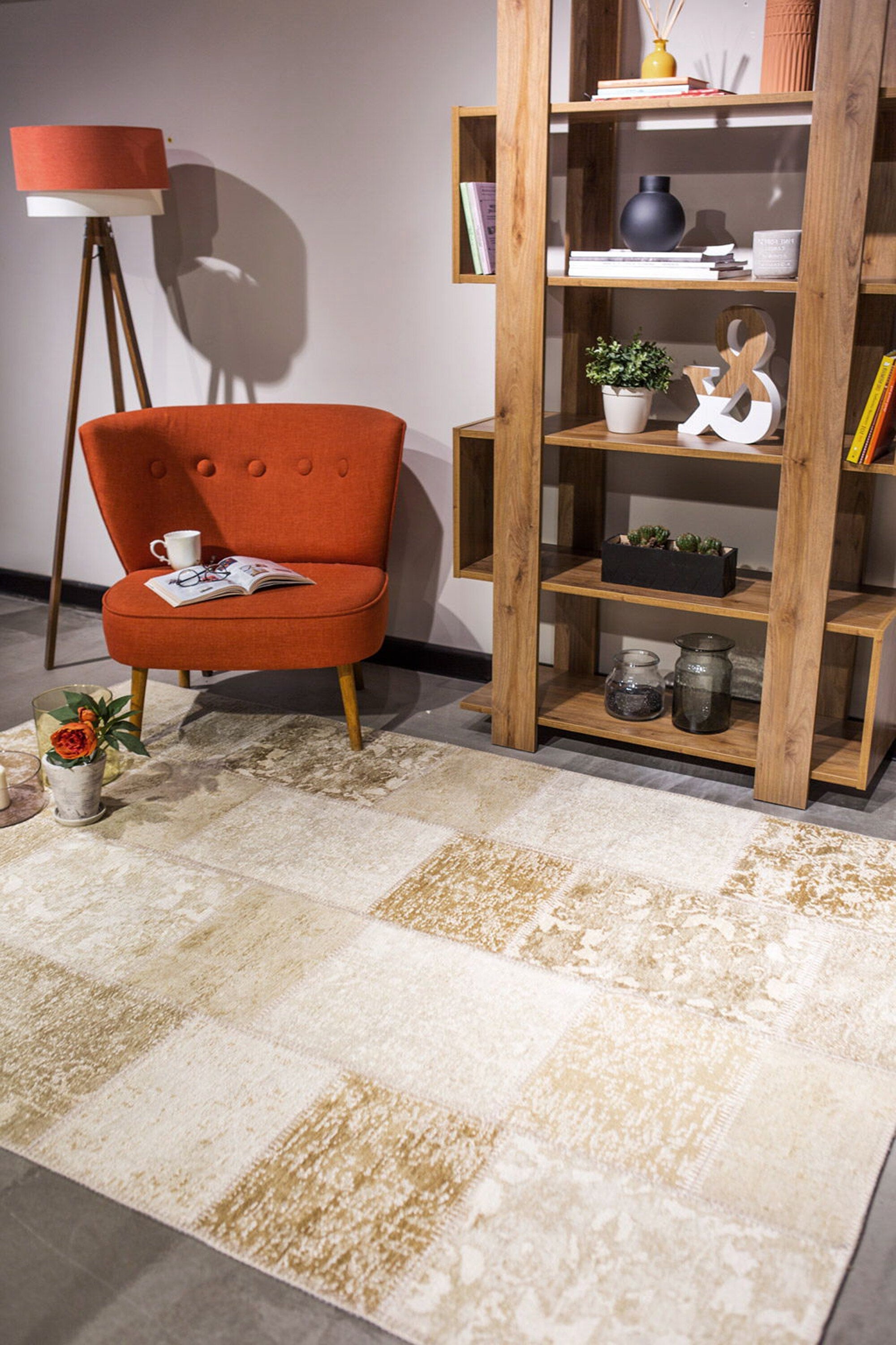 Ayden Beige Patchwork Distressed Turkish Rug