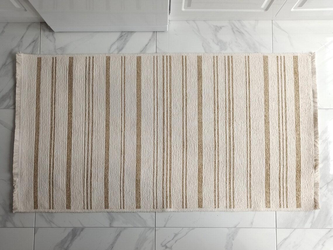 Gama Reversible Kilim Beige &amp; White Rug
