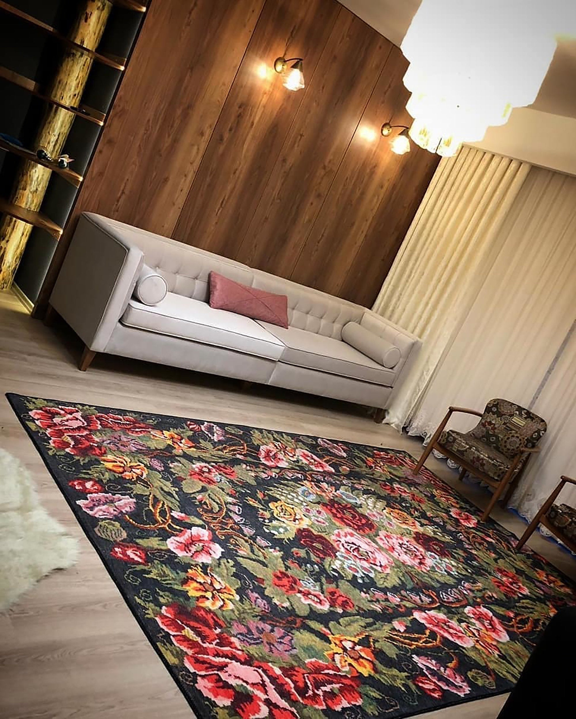 Gul Turkish Floral Red Pink Green Rug