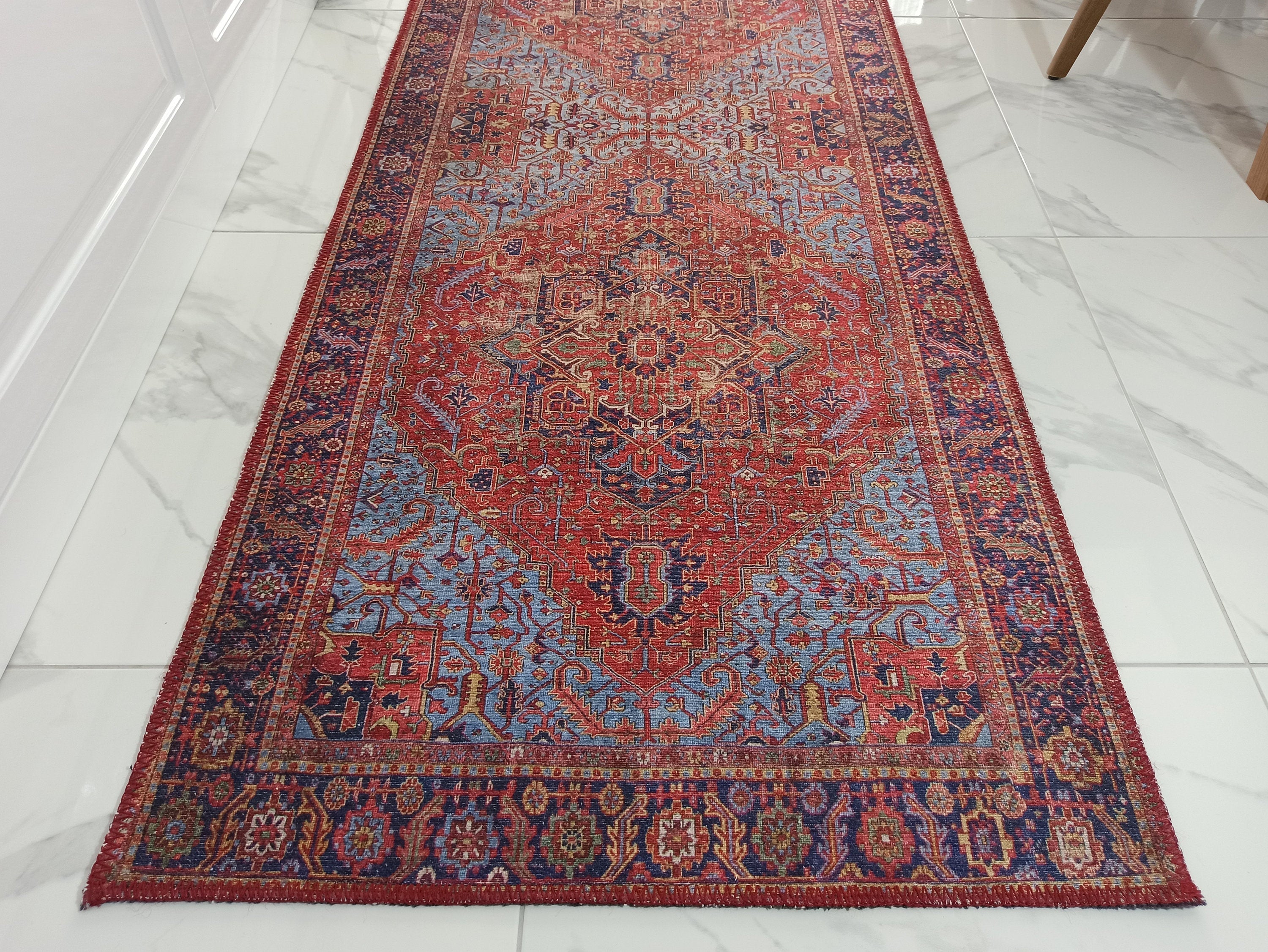 Handa Rug Oriental Light & Navy Blue & Red Rug