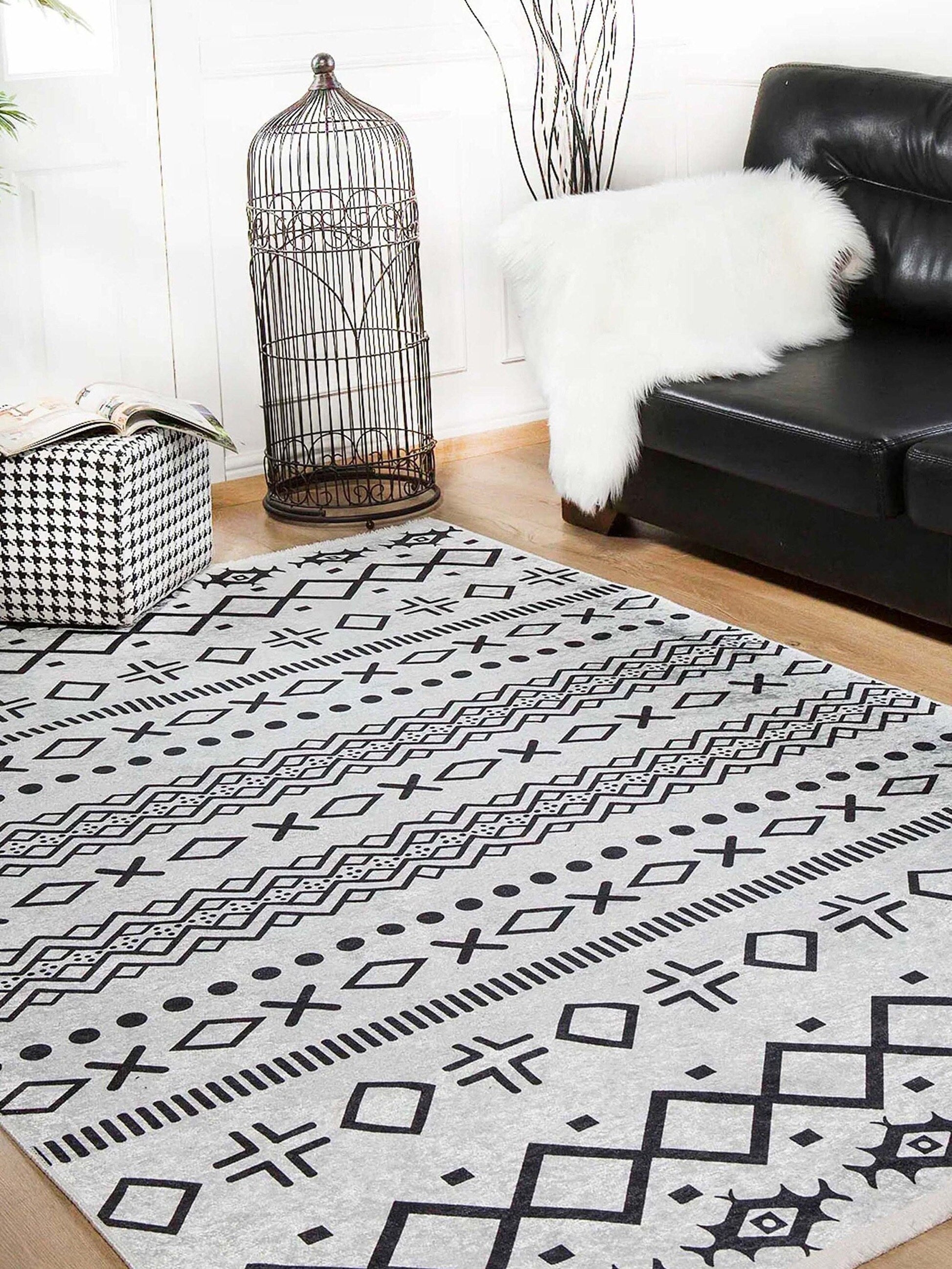 Lana Boho Aztec Black White Rug