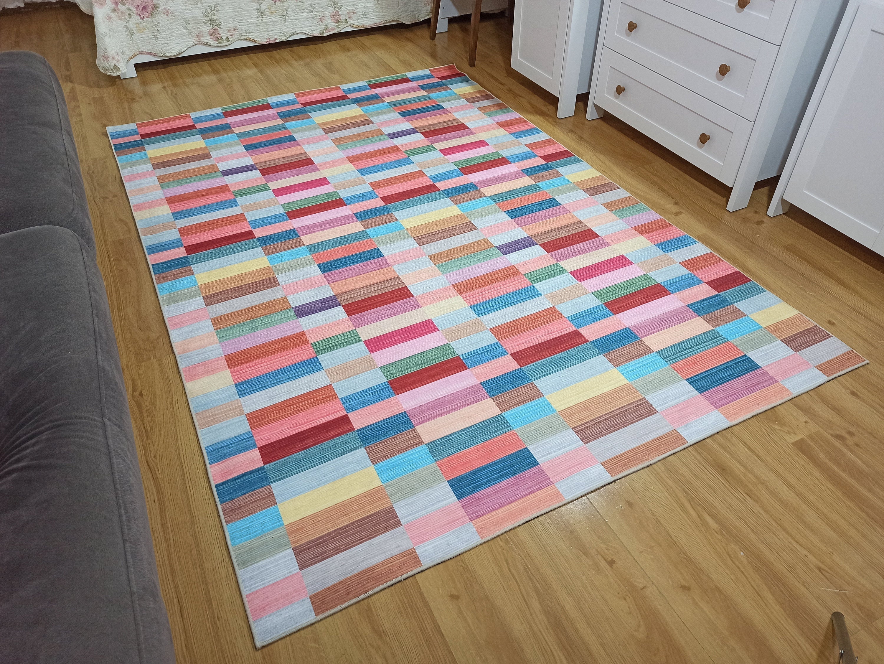 Mala Modern Colorful Rug