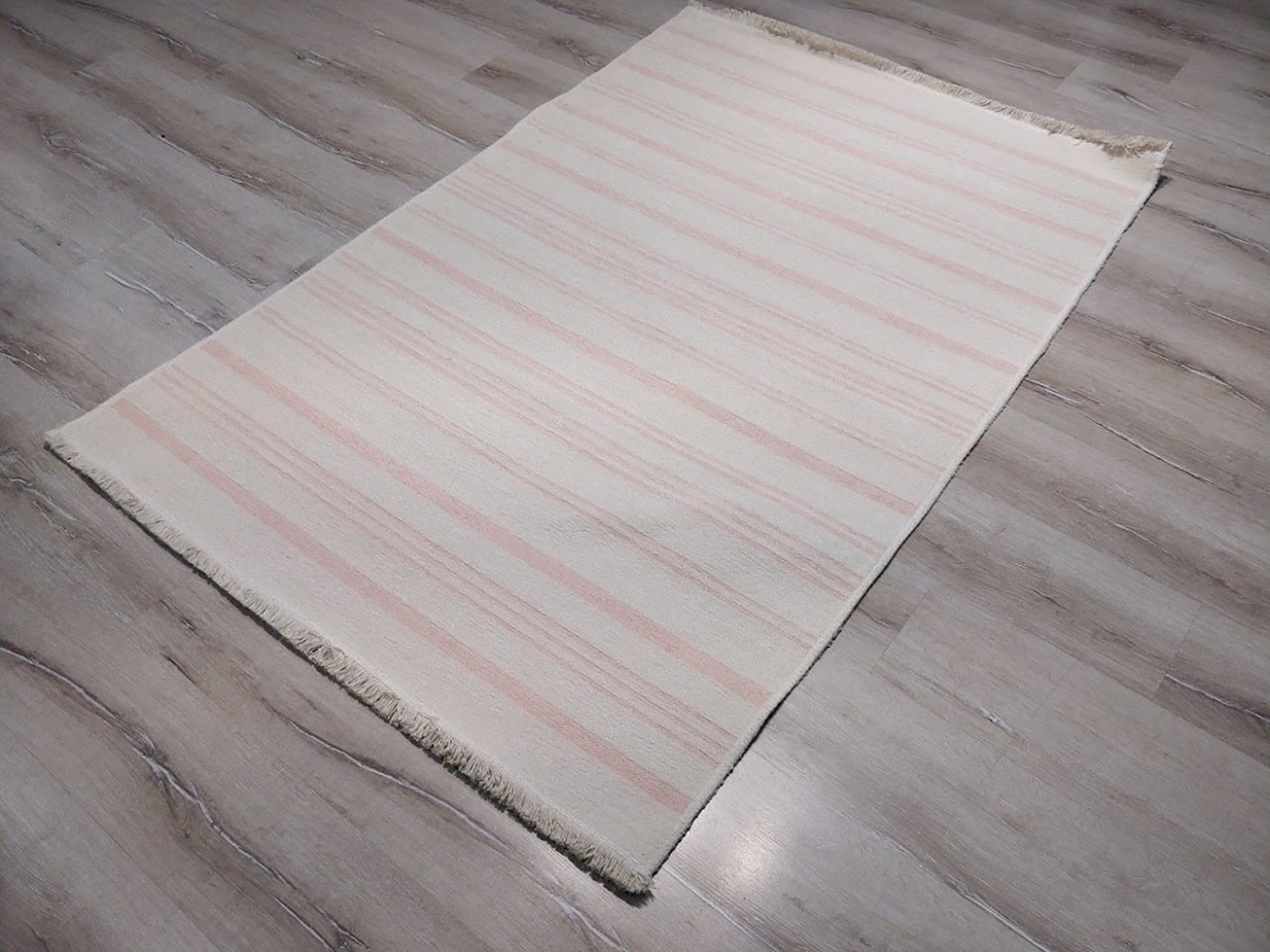 Pama Revesible Pastel Pink Kilim Rug