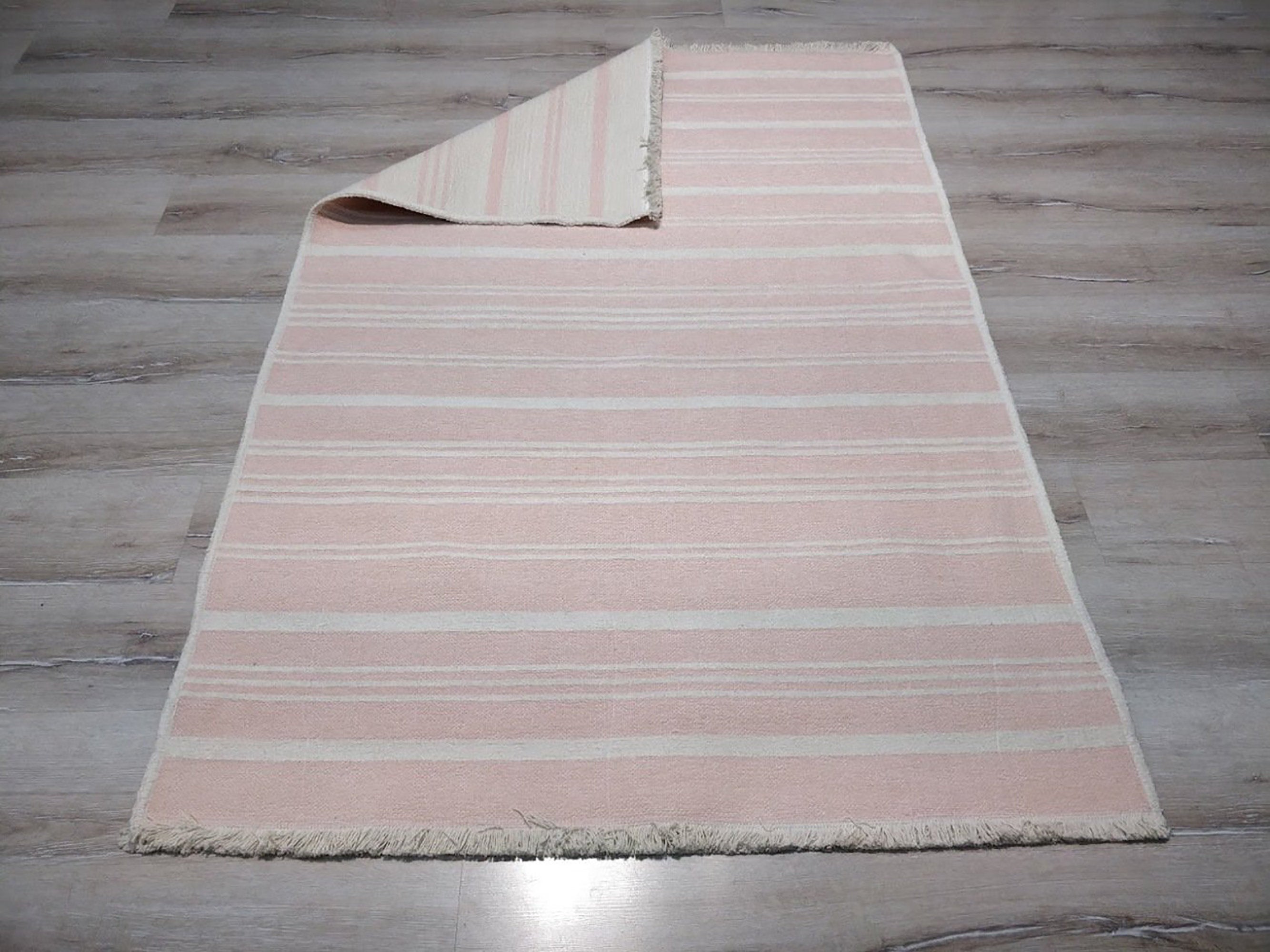Pama Revesible Pastel Pink Kilim Rug