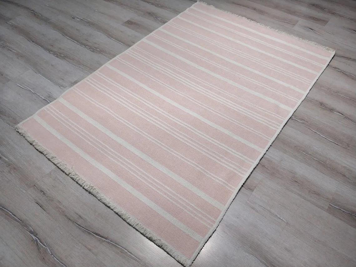 Pama Revesible Pastel Pink Kilim Rug