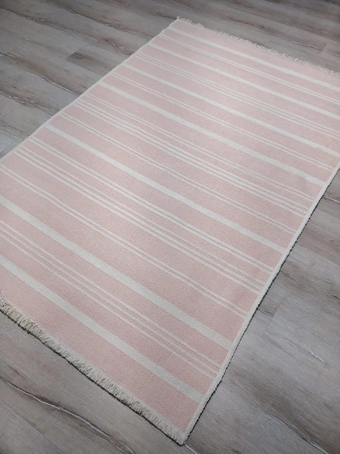 Pama Revesible Pastel Pink Kilim Rug