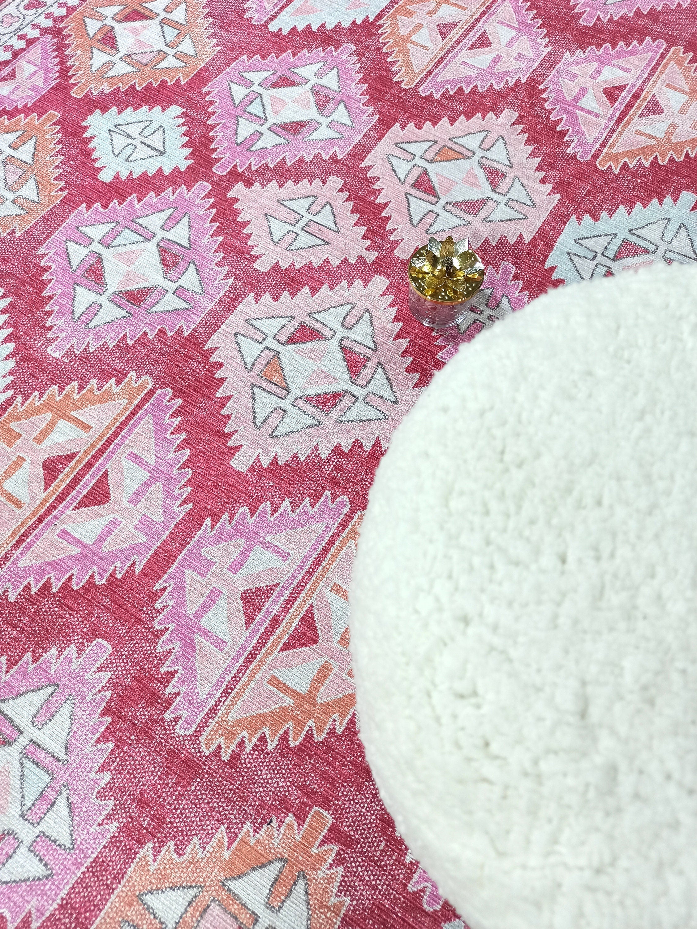 Valentina Pink Herki Vintage Diamond Rug