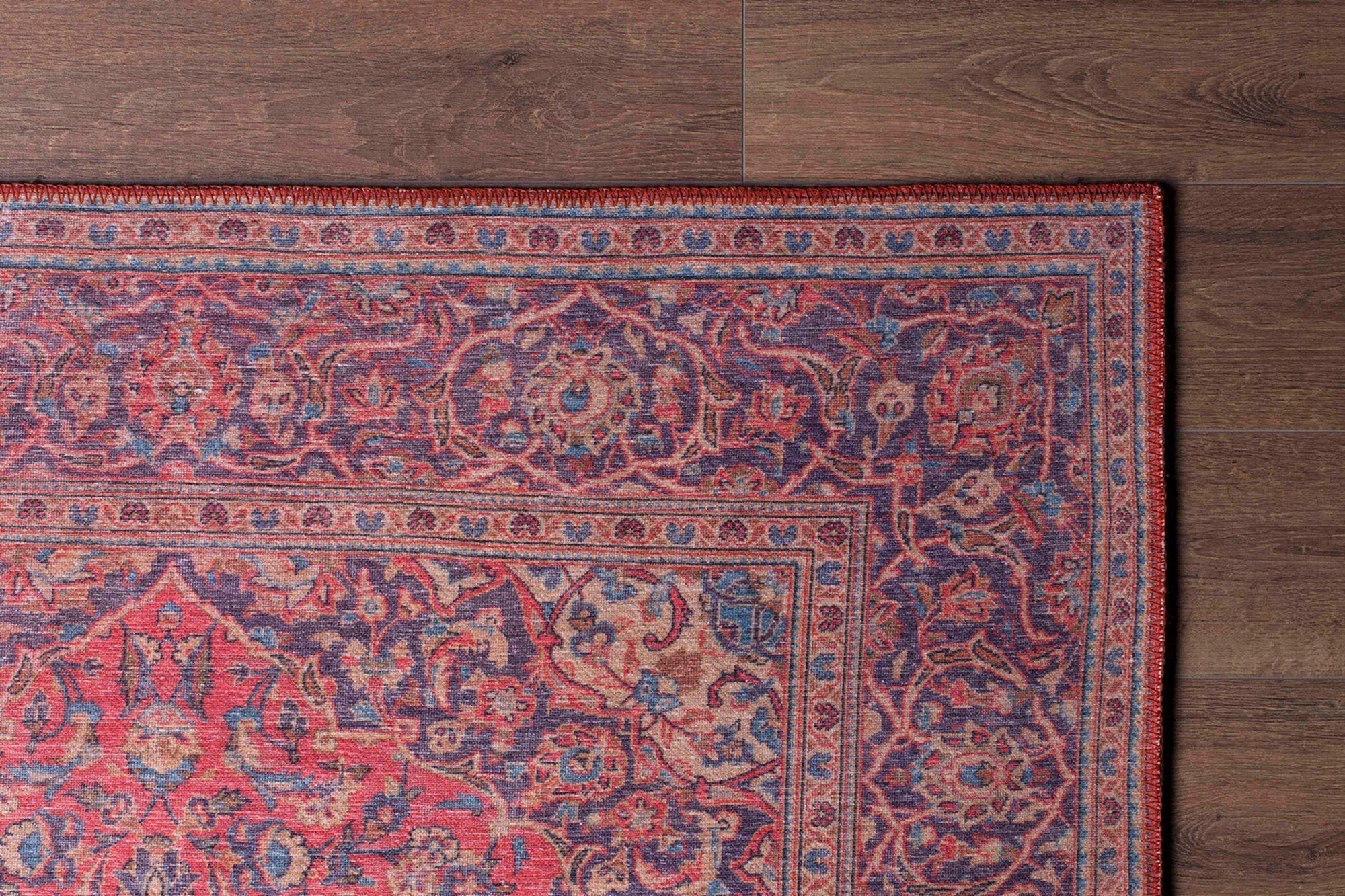 Sura Oriental Floral Medallion Red Rug