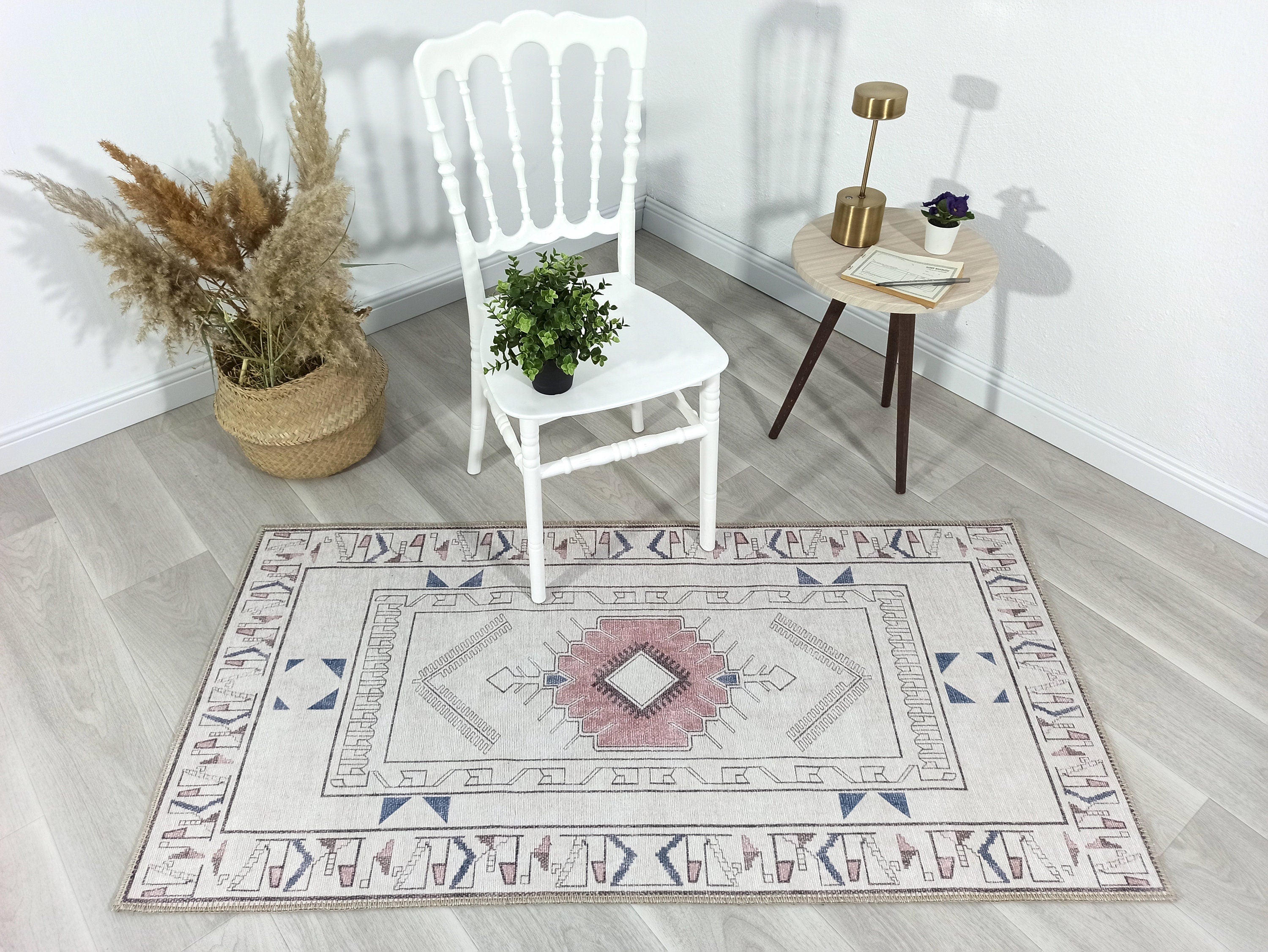 Tuta Rug Turkish Neutral Medallion white Beige Rug