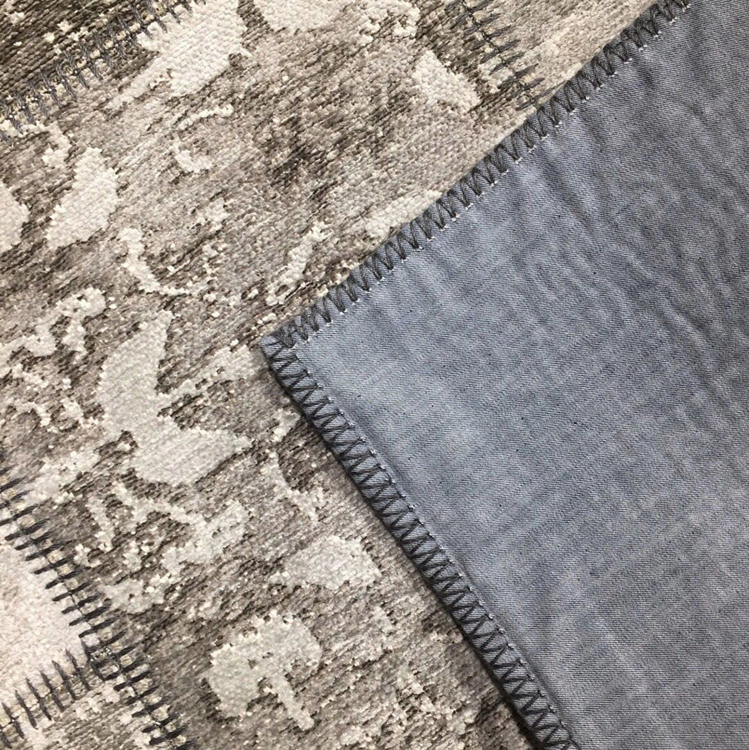 Zella Distressed Patchwork Turkish Light Gray Rug