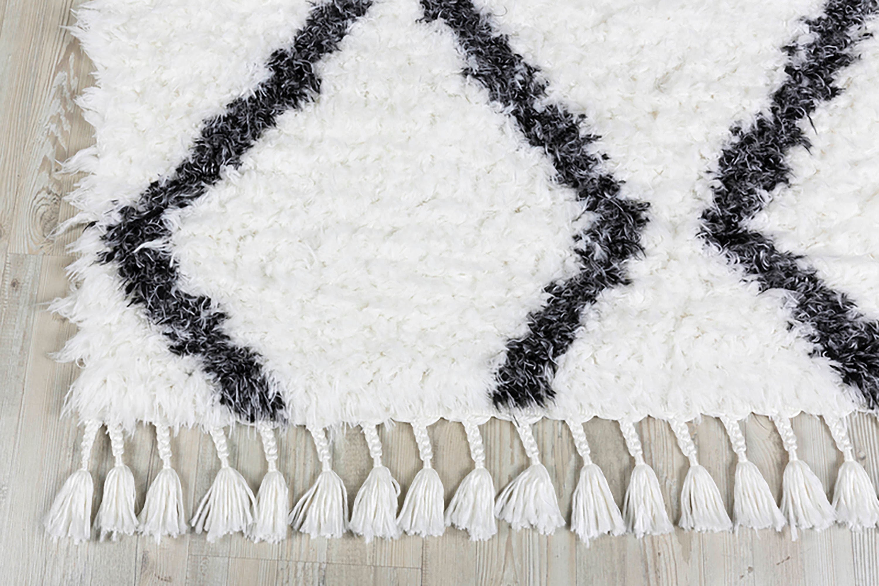 Zora Moroccan Berber Neutral white Rug