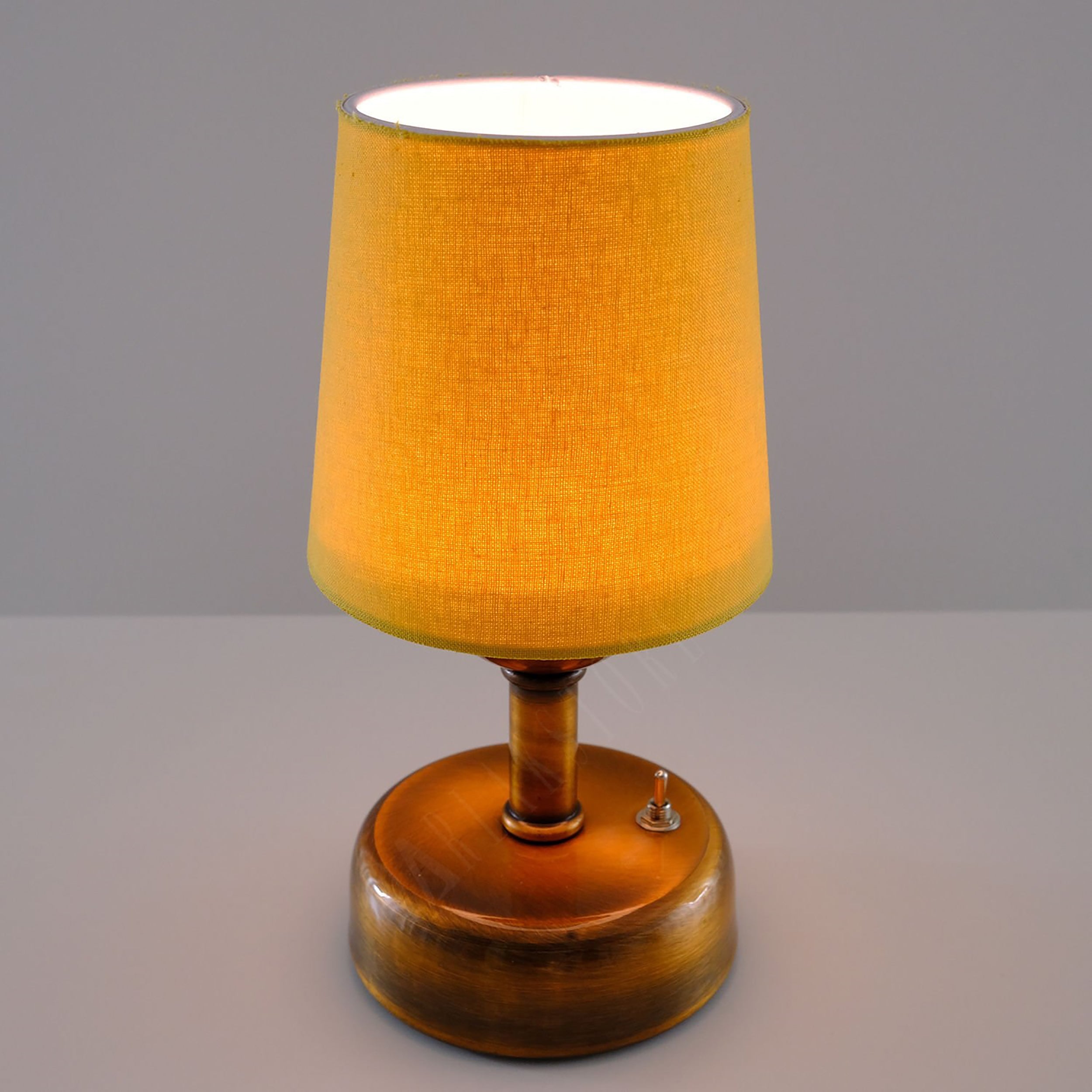 8-inch Vintage Copper Cordless LED Table Lamp