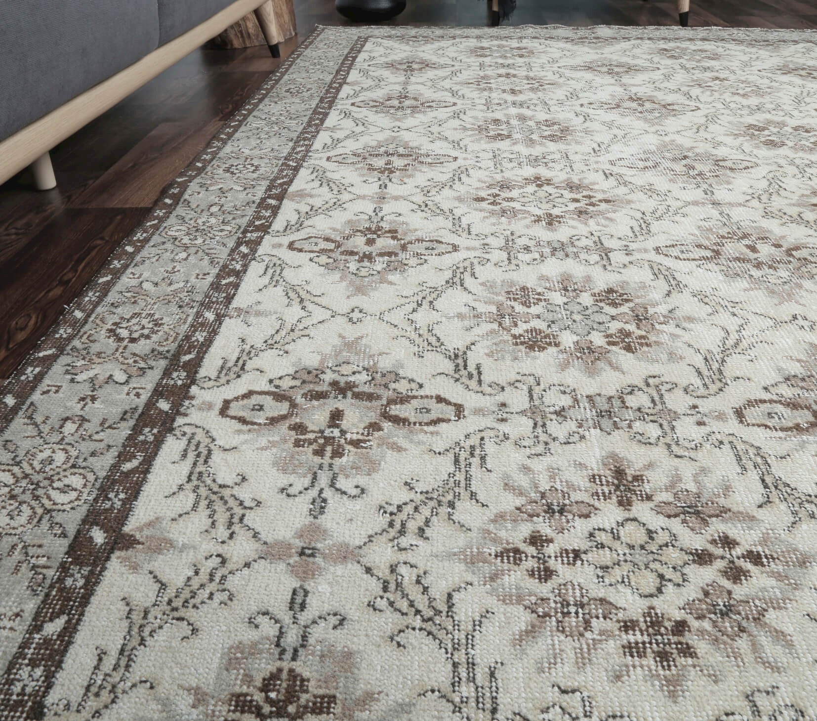 Aydogdu - Turkish Vintage Area Hereke Rug