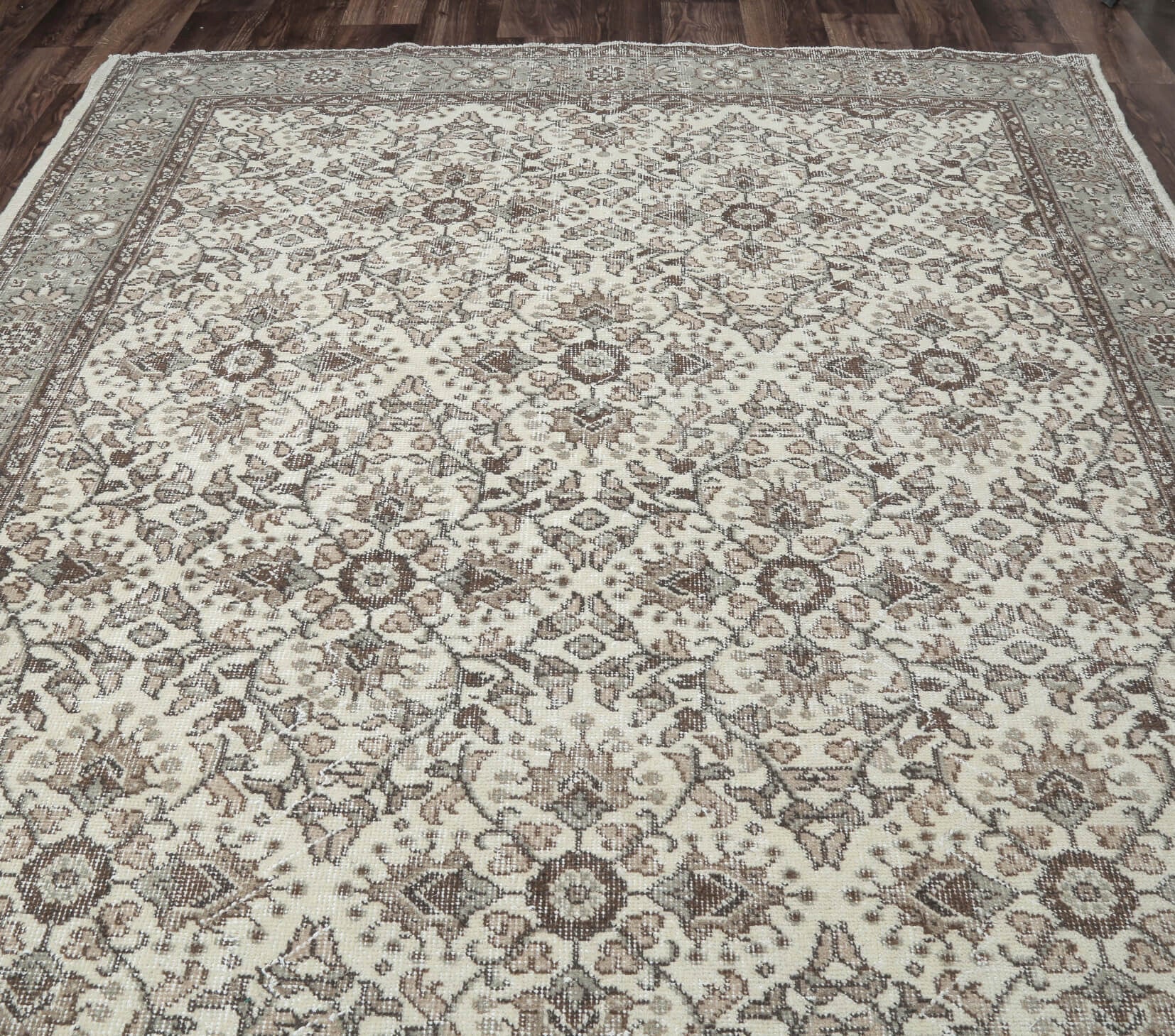 Aykoncuy - Floral Vintage Hereke Area Rug