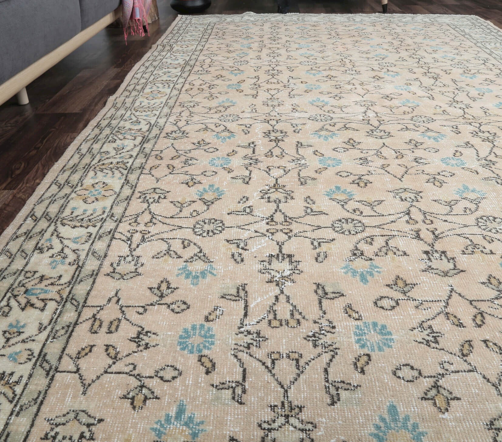 Aysevil - Soft Vintage Hereke Rug