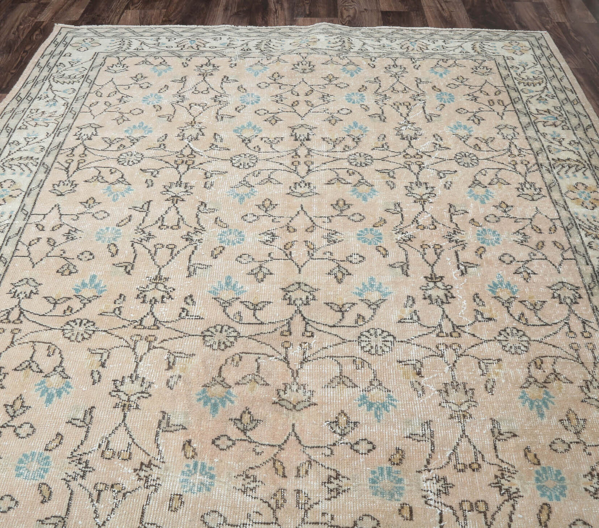 Aysevil - Soft Vintage Hereke Rug