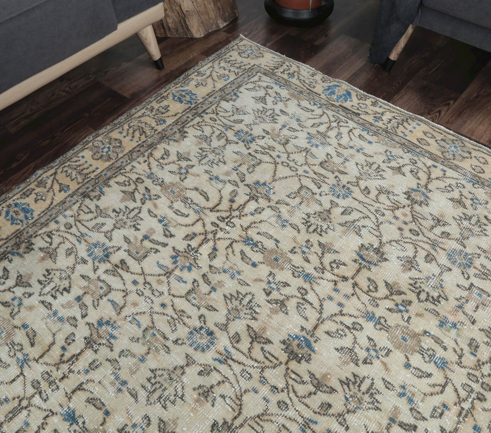 Aysun - Housewarming Vintage Hereke Rug