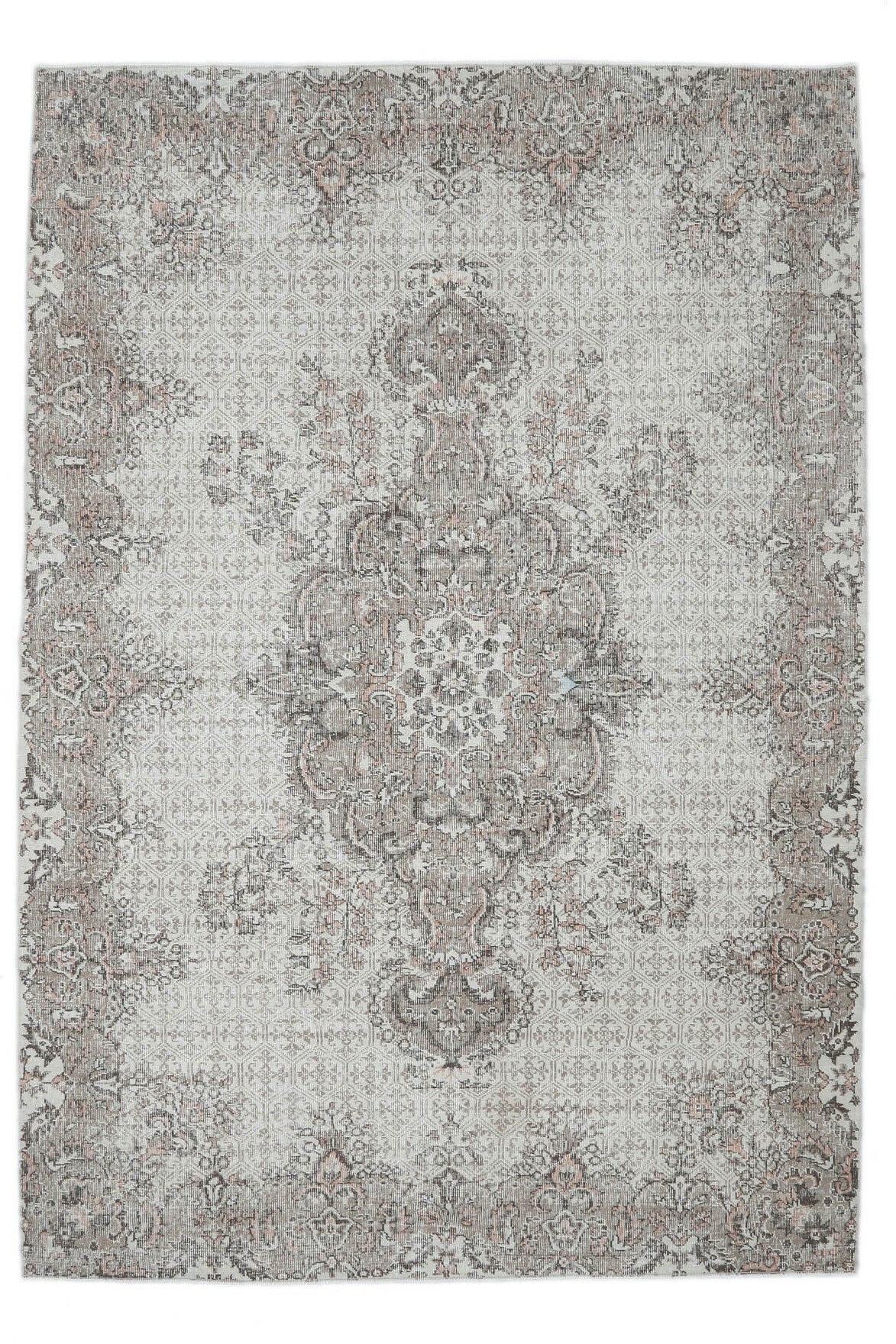 Aysuna - Eclectic Vintage Oushak Rug