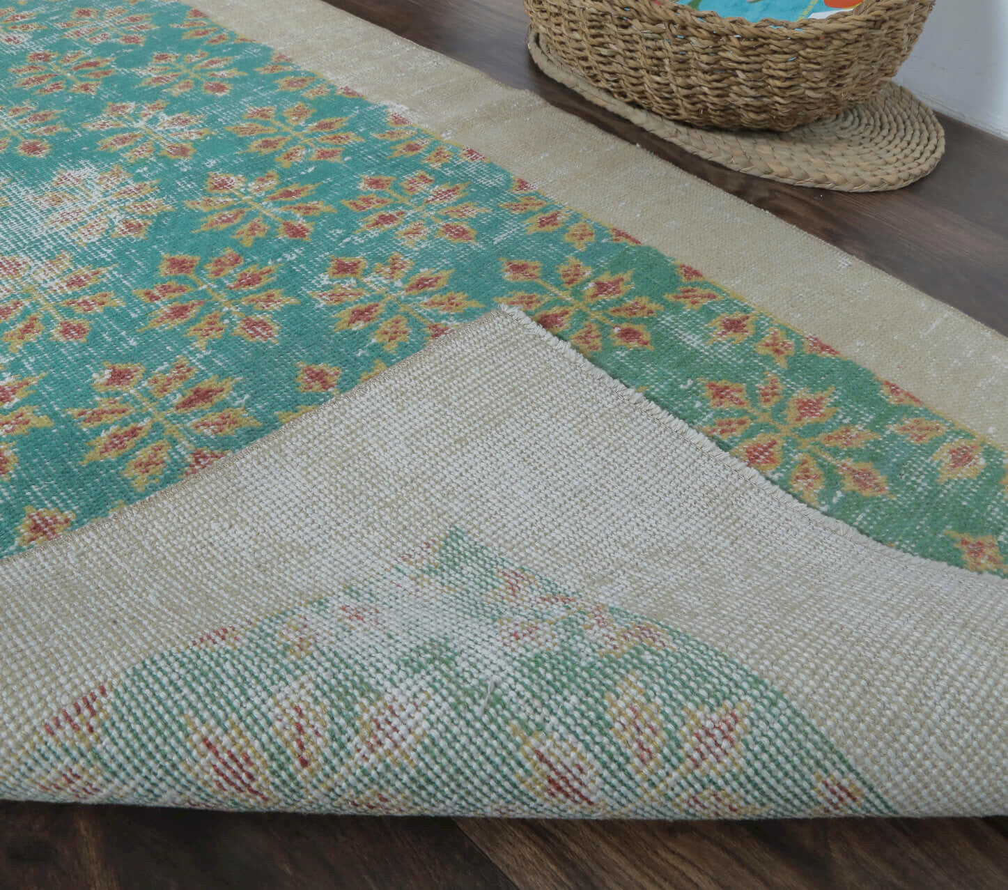 Berran - Neutral Bordered Spring Hereke Rug