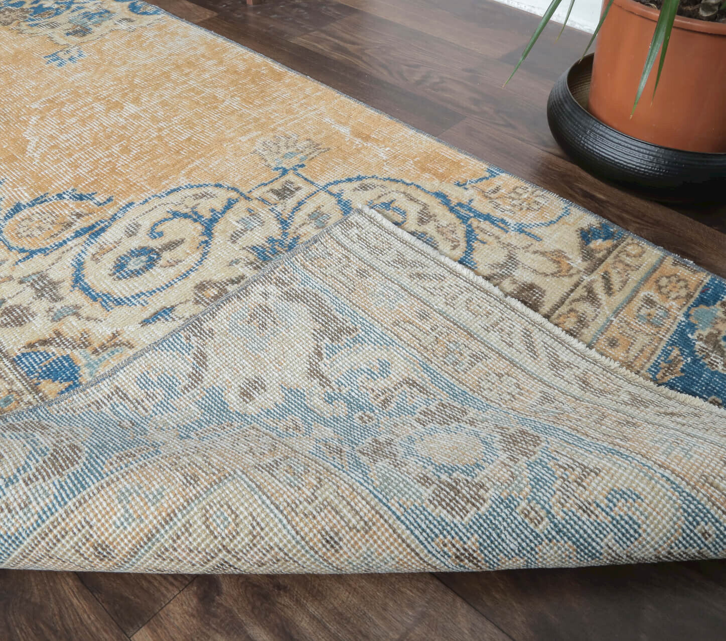 Catherine - Oriental Anatolian Runner Rug