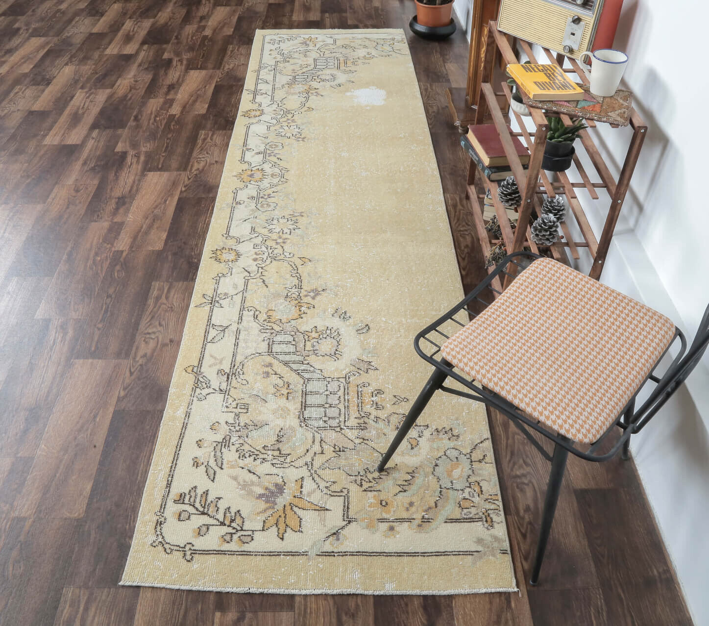 Claudette - Beige Floral Vintage Oushak Runner