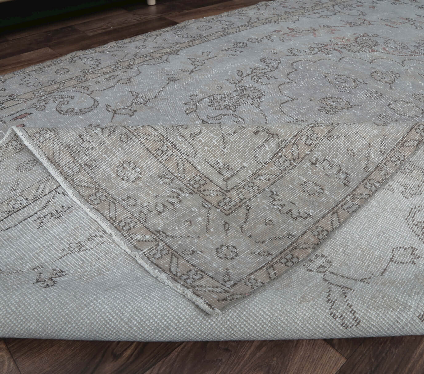 Esenbike - Gray Oriental Vintage Anatolian Rug