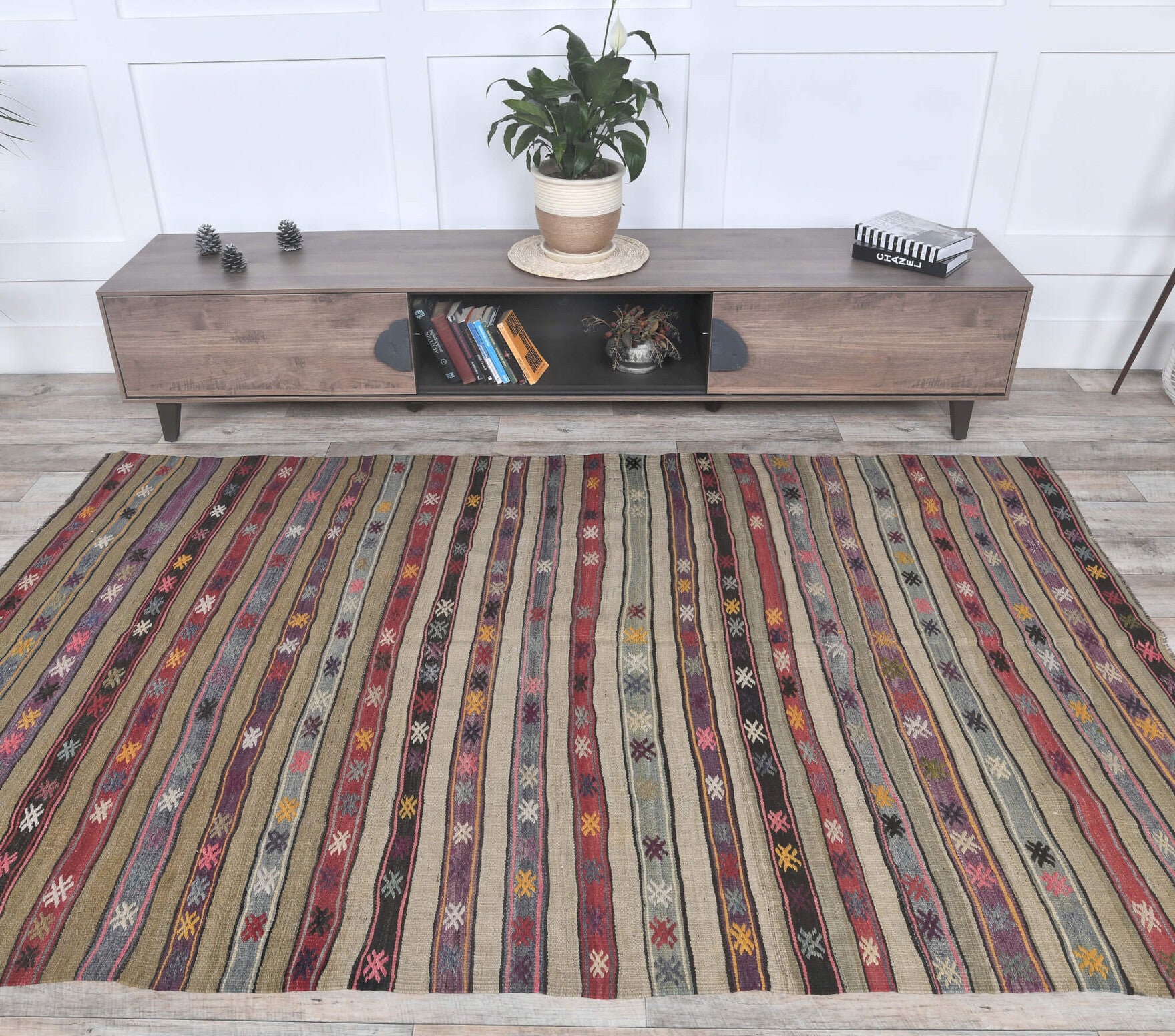 Gulemen - Authentic Kilim Rug