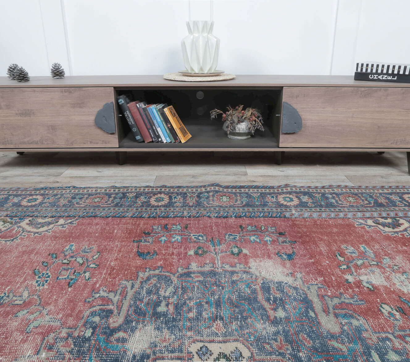 Gwen - Persian Oriental Unique Rug