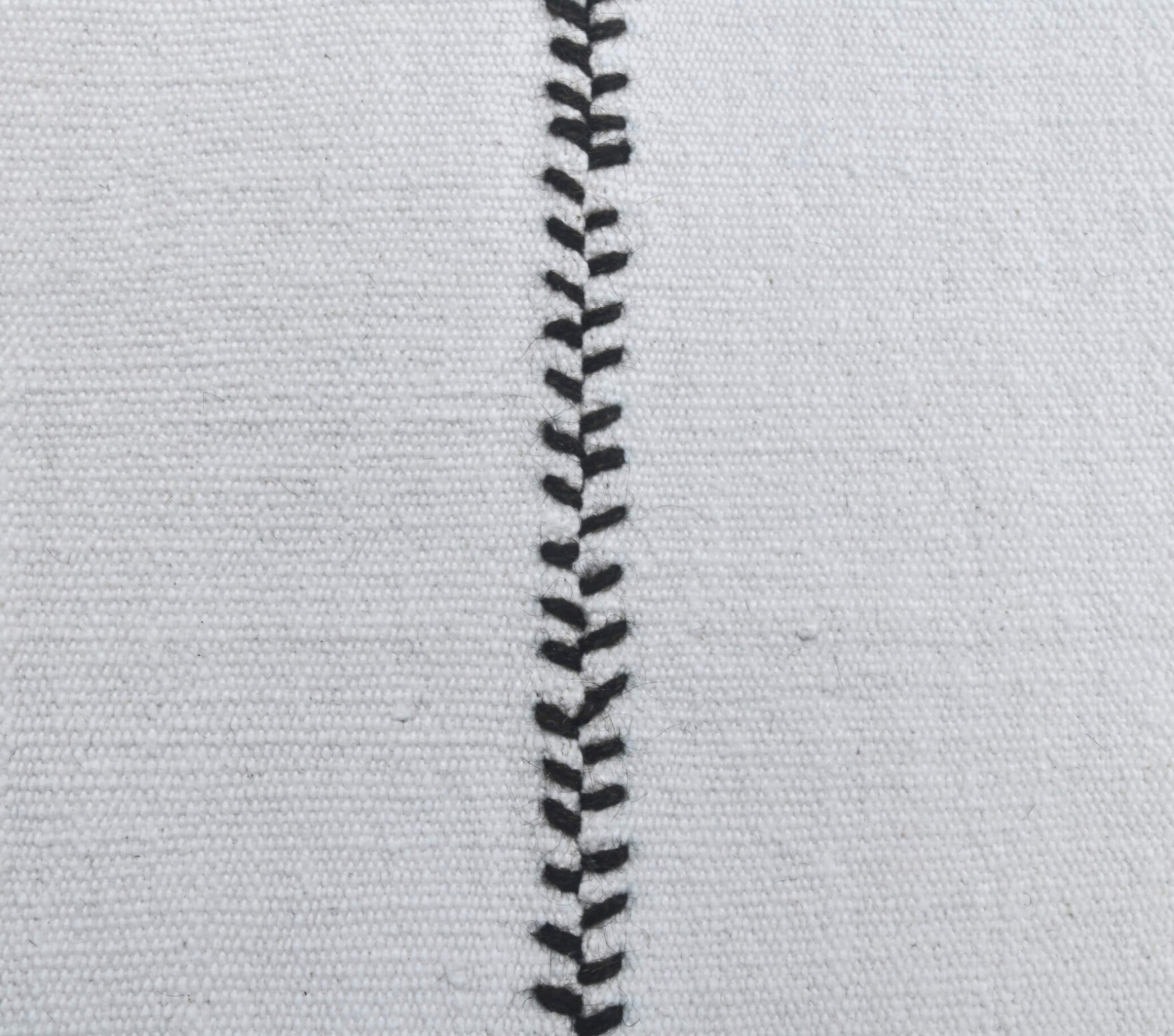 Hanane - Vintage White Kilim