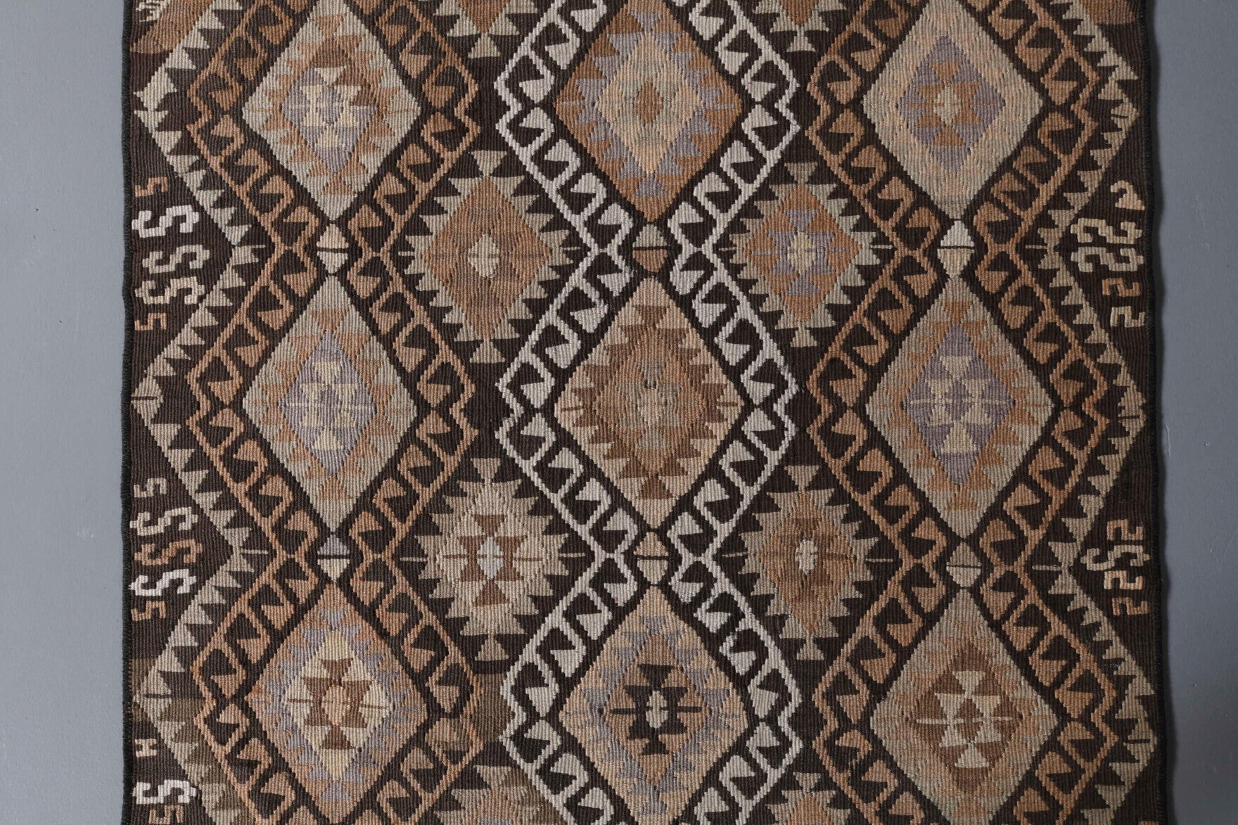 Nesterenumut – vintage ikat kilim for living room or bedroom, 2'11" x 4'8" (88x142 cm)