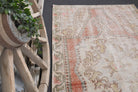 Nergisultan – vintage oriental rug for living room or bedroom, 4'4" x 6'11" (133x211 cm)