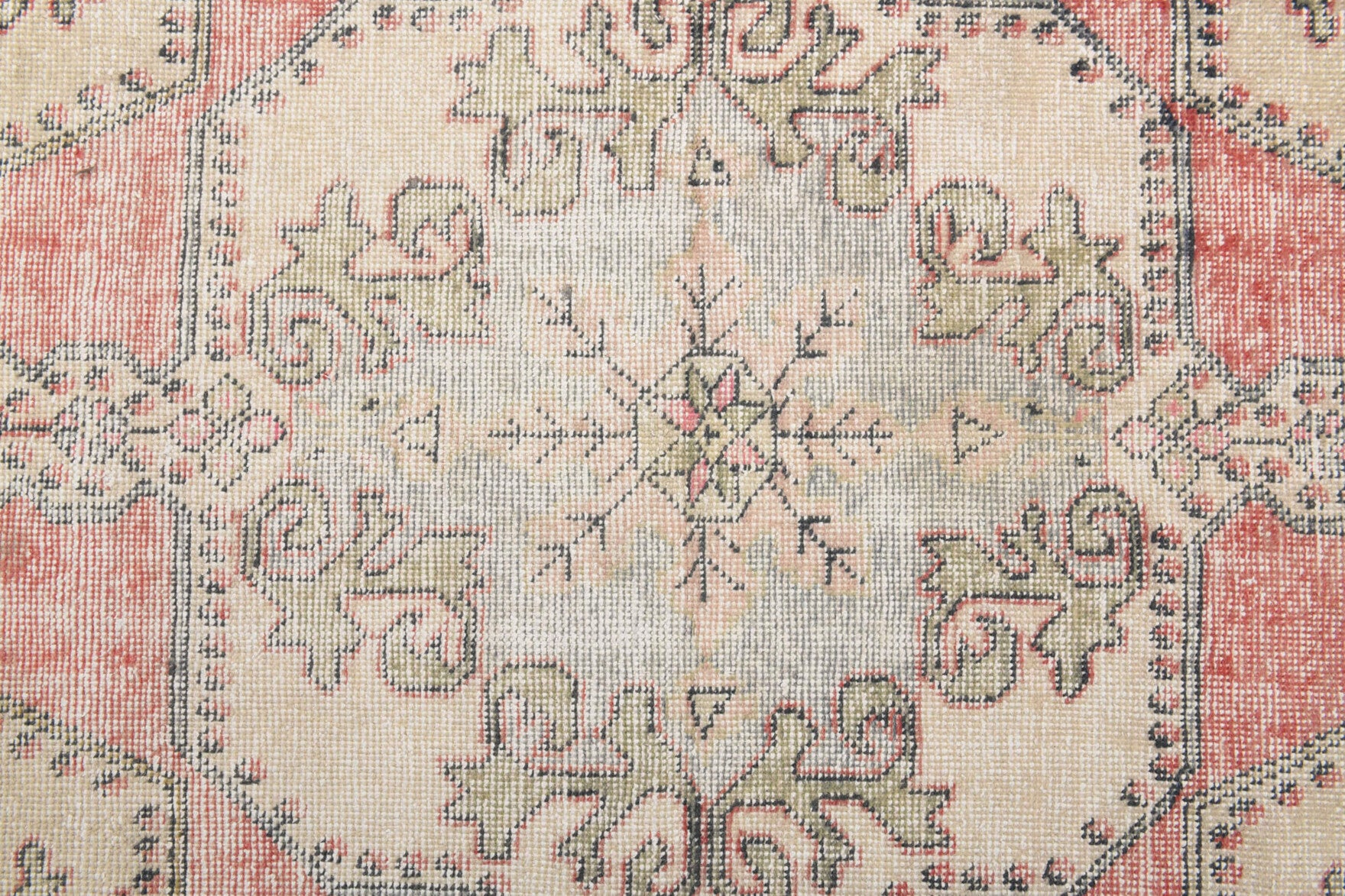 Oriental Vintage Indoor Oushak Carpet