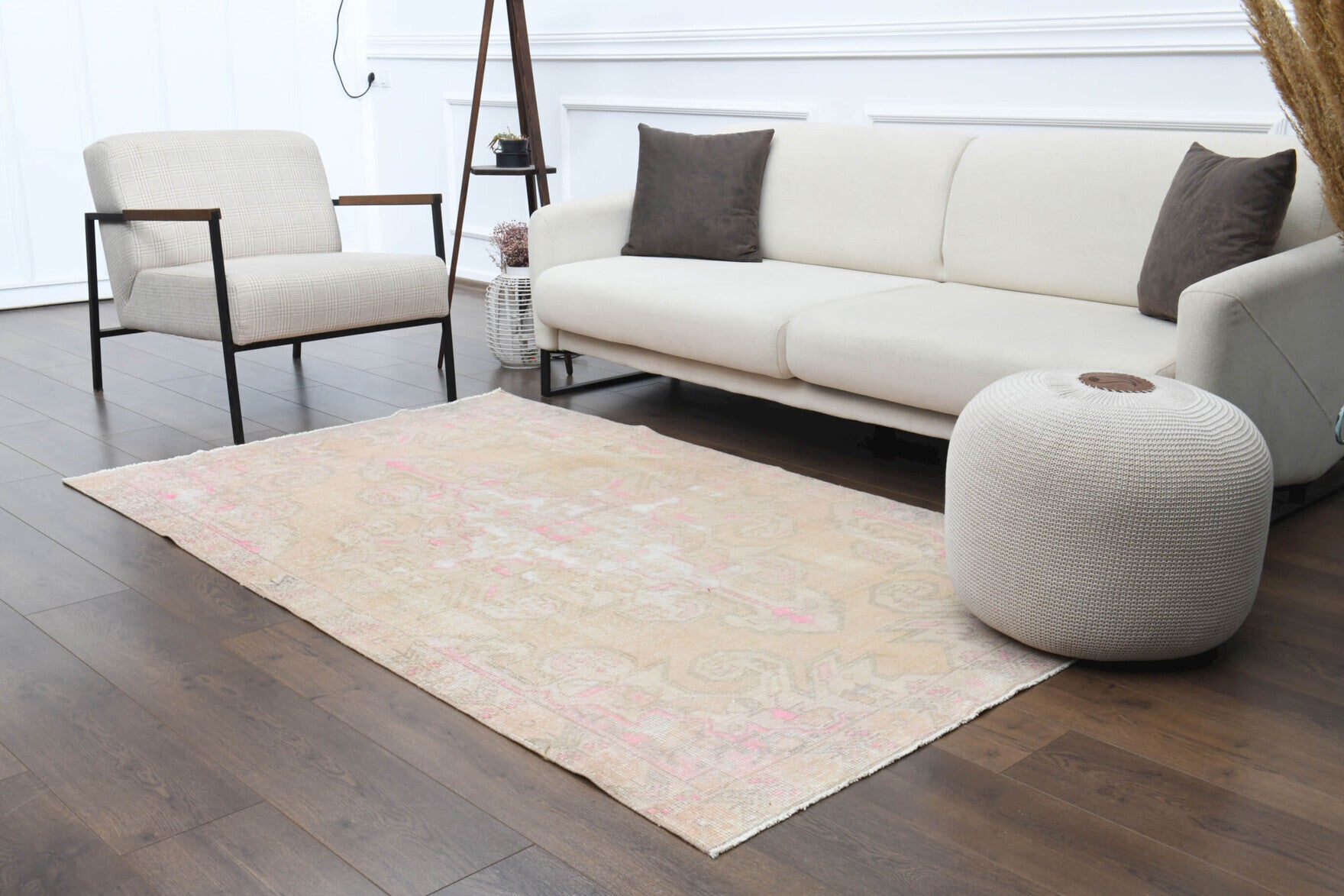 Ebruter – vintage oriental rug for living room or bedroom, 4'4" x 7'1" (131x217 cm)