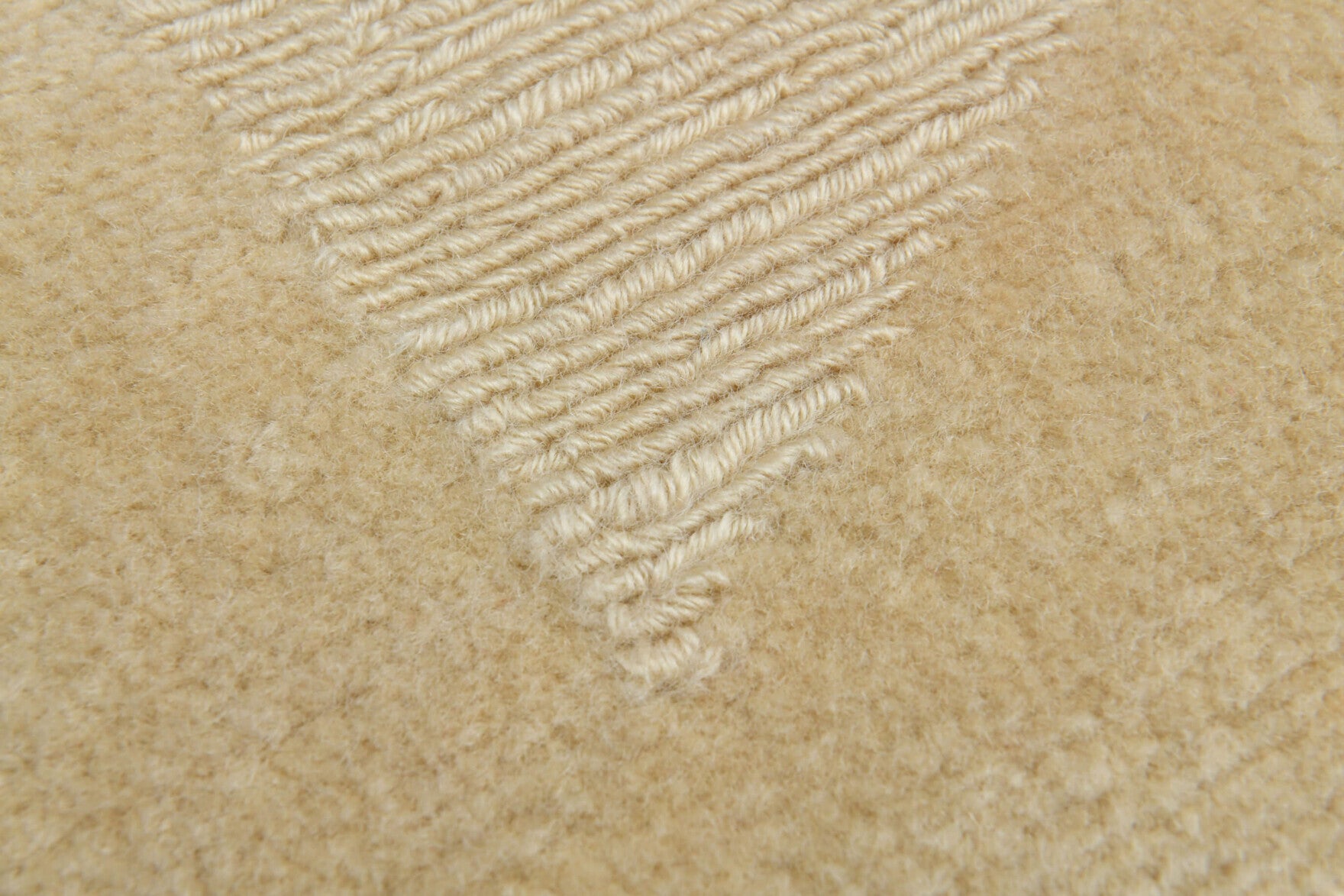 Handmade wool rug from Anatolia, Turkey – Handloom Angora Vintage Turkish Rug 5'5" x 7'8"