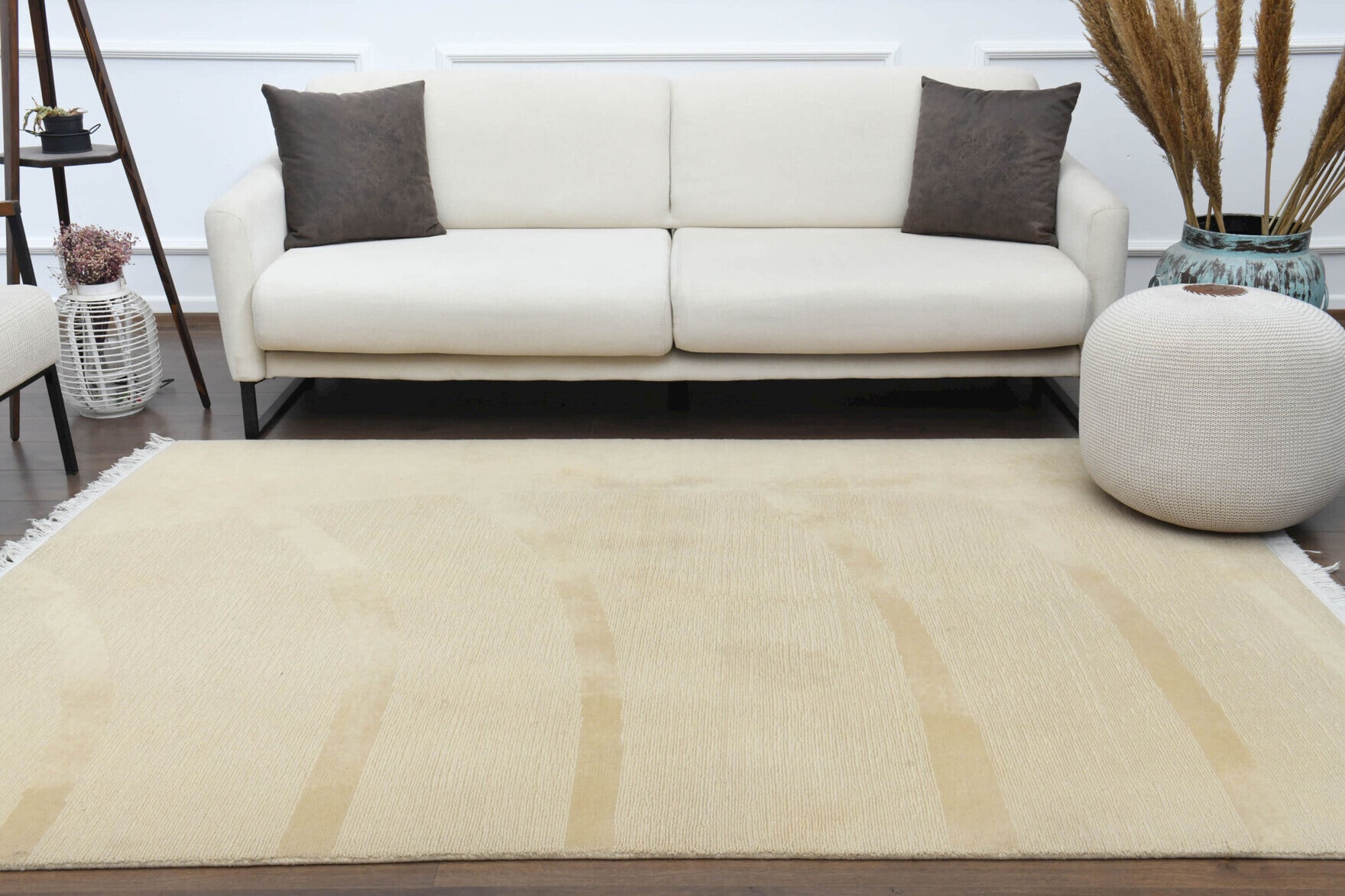 Erikgul – vintage solid rug for living room or bedroom, 5'5" x 7'8" (165x234 cm)