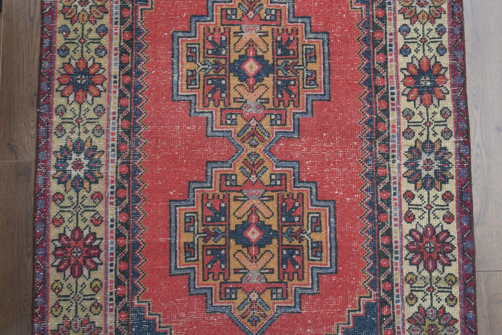 Handmade wool rug from Anatolia, Turkey – Handmade Vintage Area Rug 3'8" x 6'7"