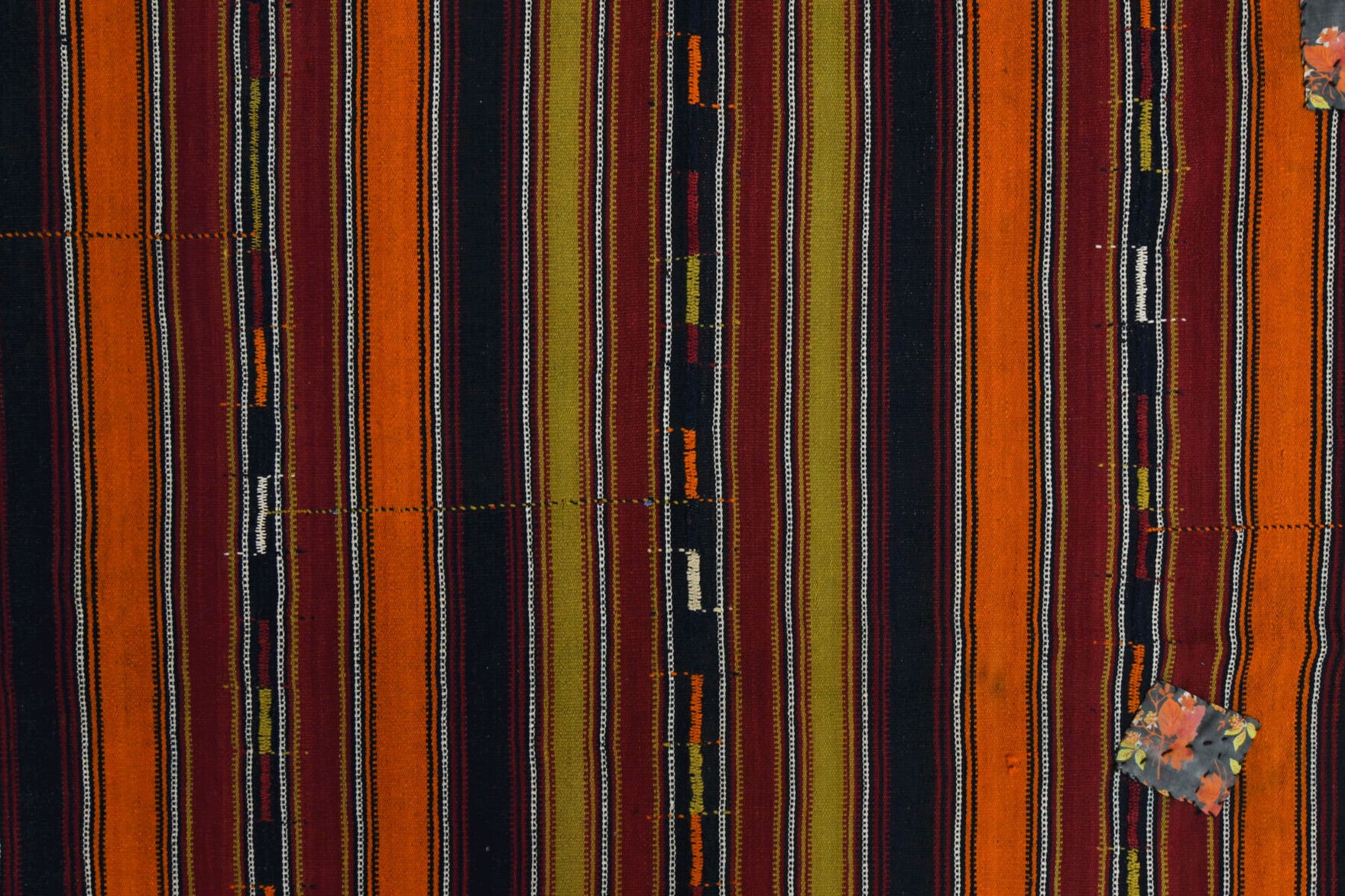 Authentic Anatolian vintage kilim rug (1970s) with oriental design – one-of-a-kind at Fame Rugs