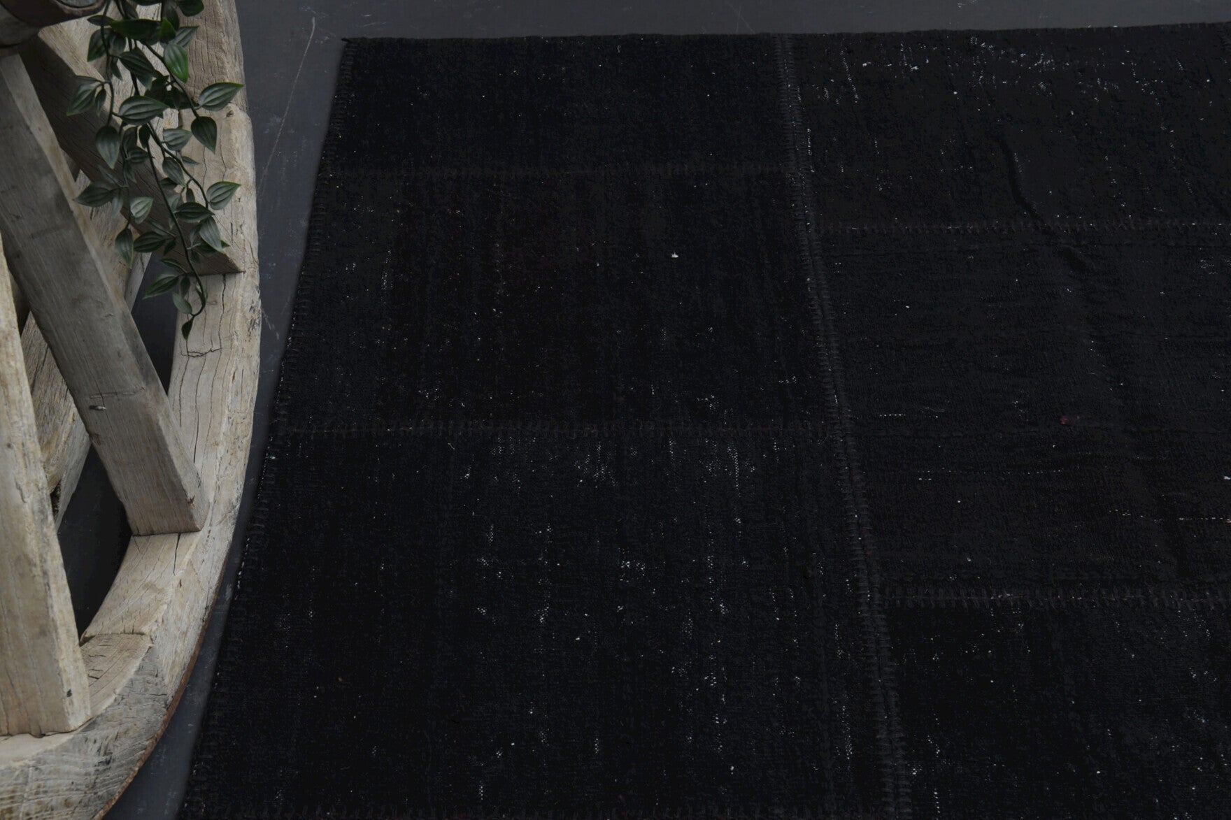 Handmade wool rug from Anatolia, Turkey – Handmade Vintage Area Patchwork Rug 4'11" x 5'11"