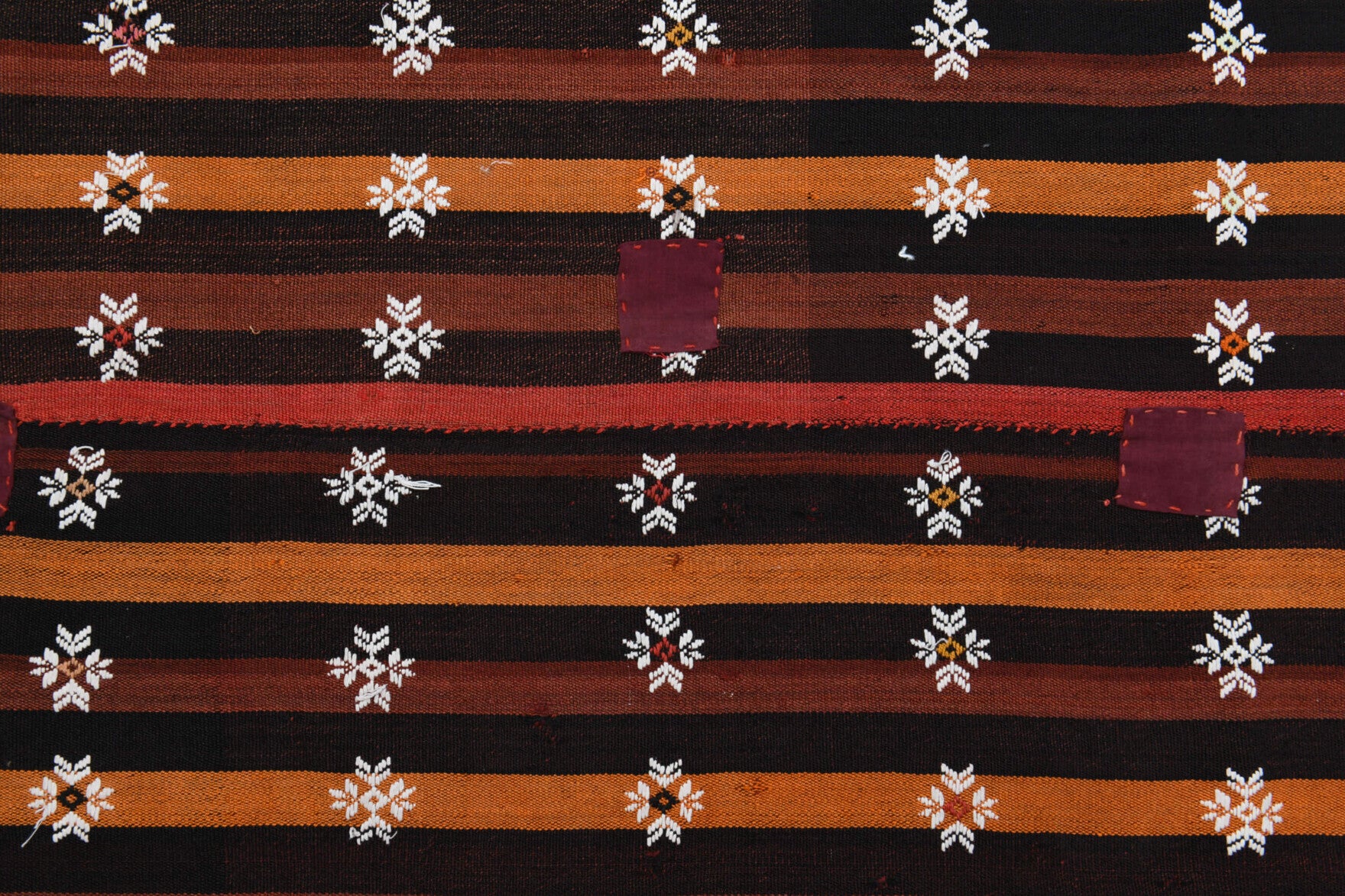 Timodora – vintage ikat kilim for living room or bedroom, 5'7" x 7'10" (169x238 cm)