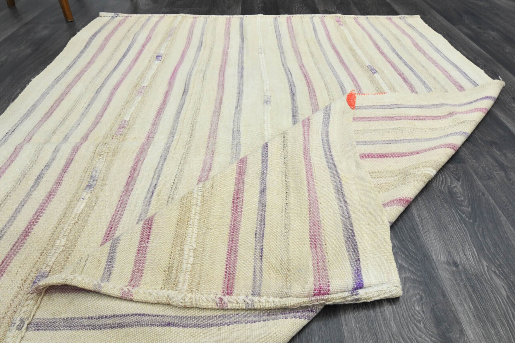 Hand-crafted Anatolian vintage kilim Thisbe in wool, 1960s